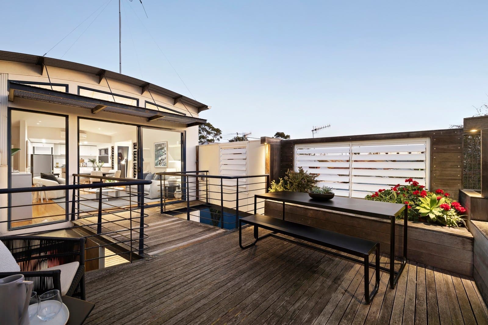 4 Nixon Place, South Melbourne - Image 1