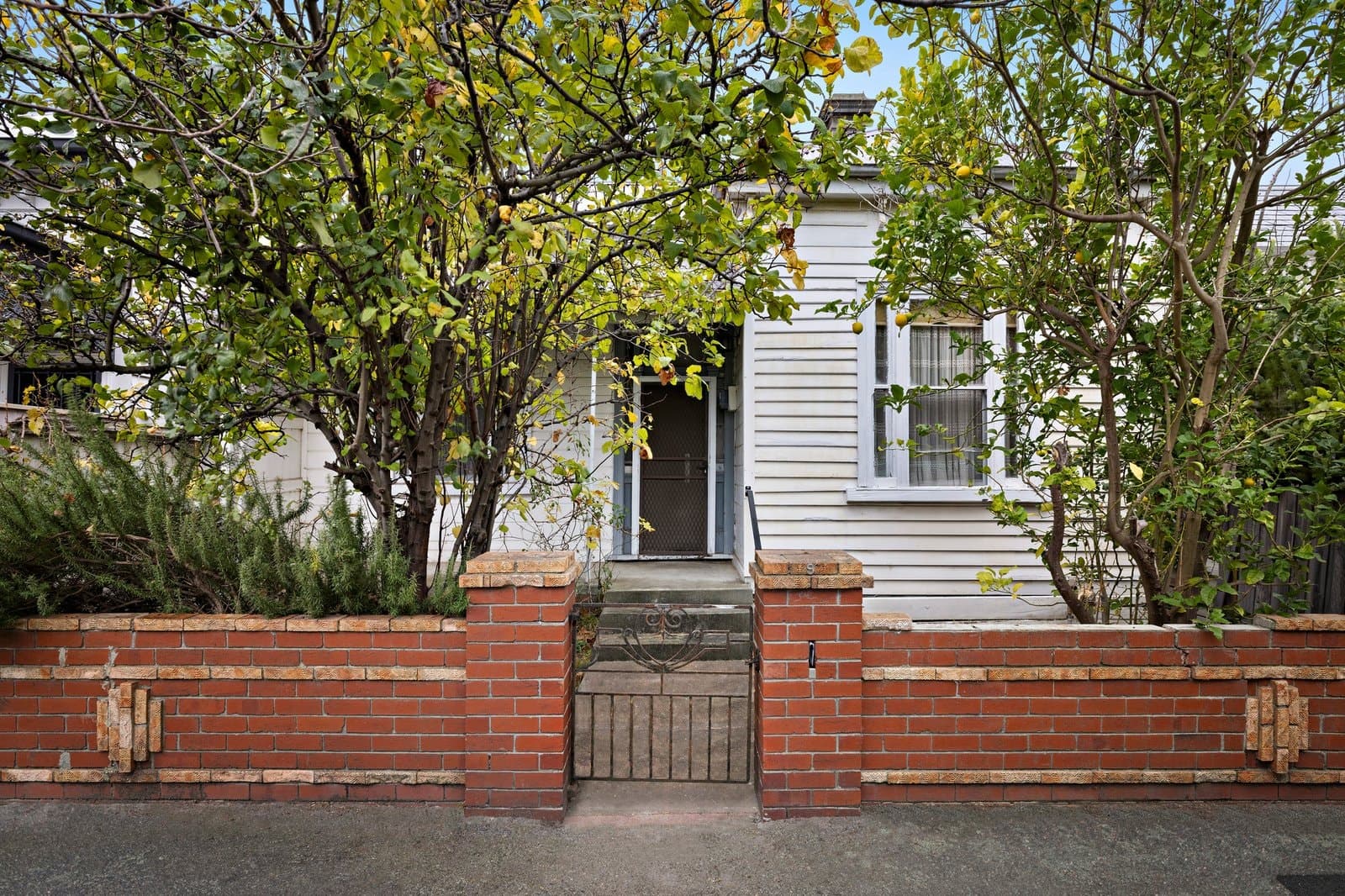 93 Hambleton Street, Middle Park - Thumbnail 2