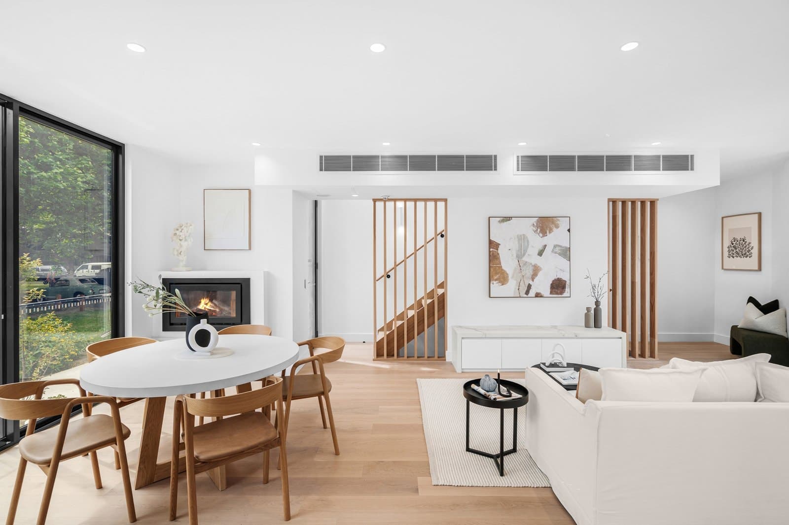 Residence 1, 27 Gordon Avenue, Elwood - Thumbnail 3