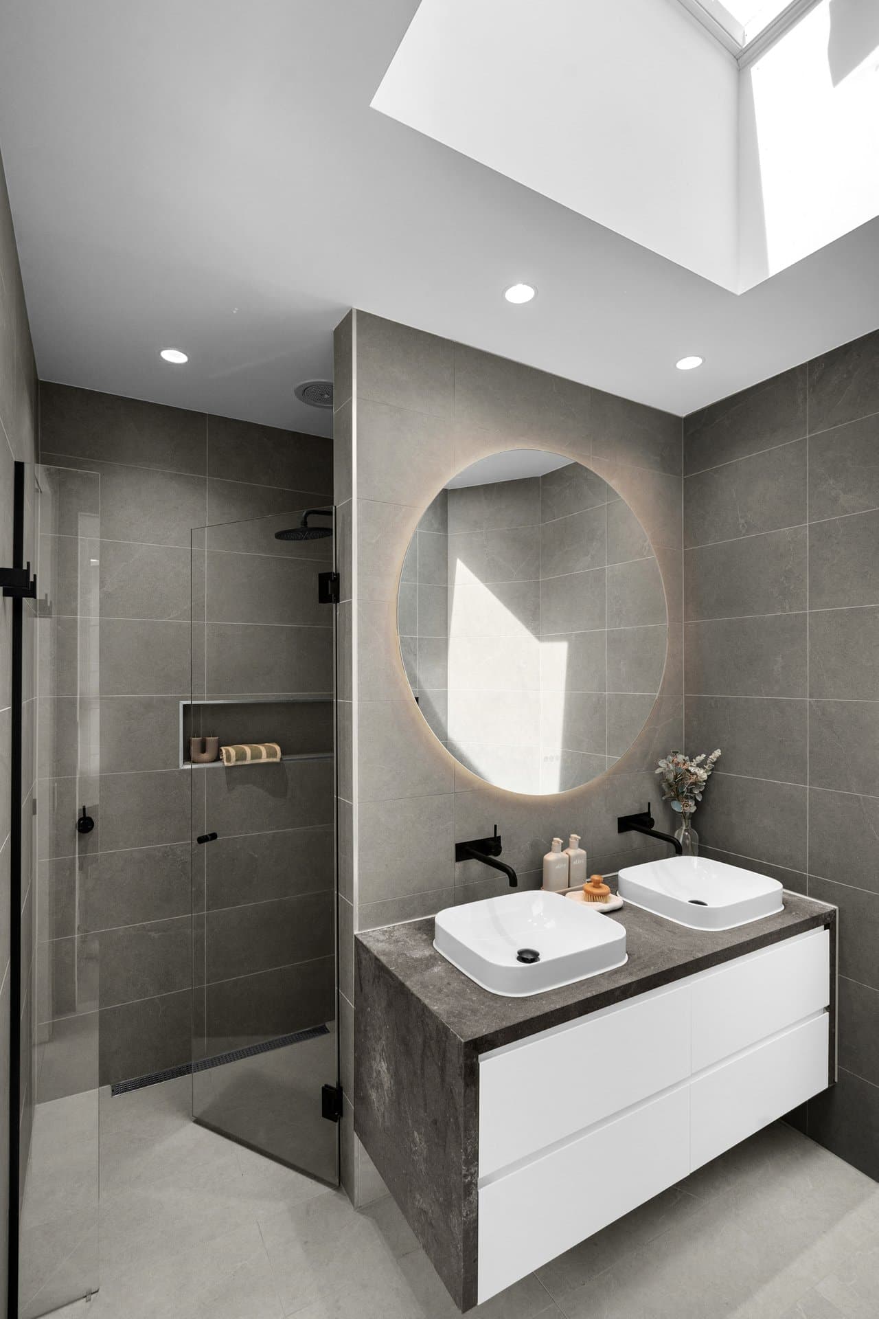 Residence 1, 27 Gordon Avenue, Elwood - Thumbnail 6