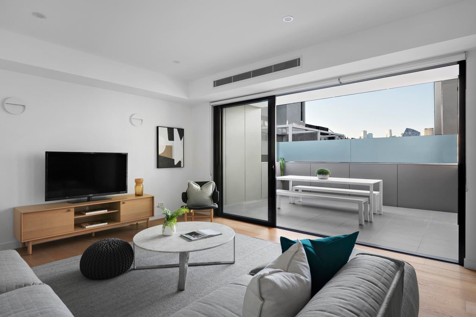 1 Barlow Street, Port Melbourne - Thumbnail 2