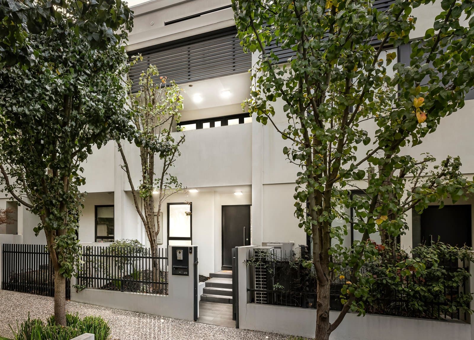 4 Banksia Way, Malvern - Image 1