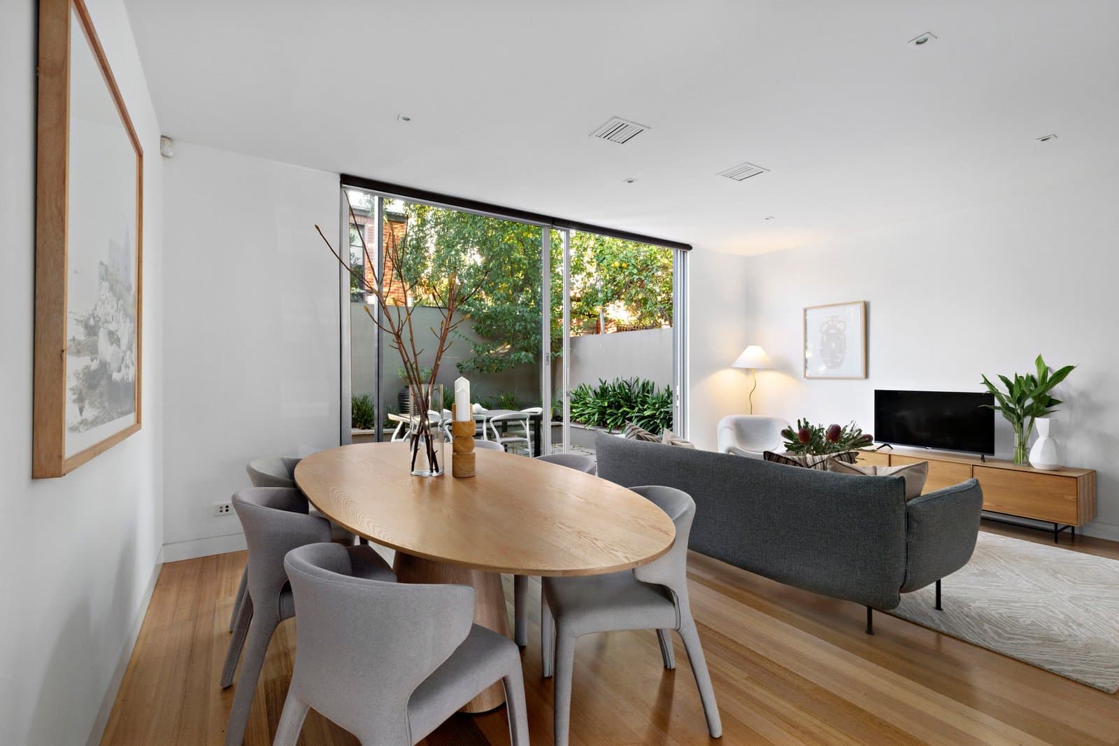 2 Erskine Street, Albert Park - Thumbnail 3