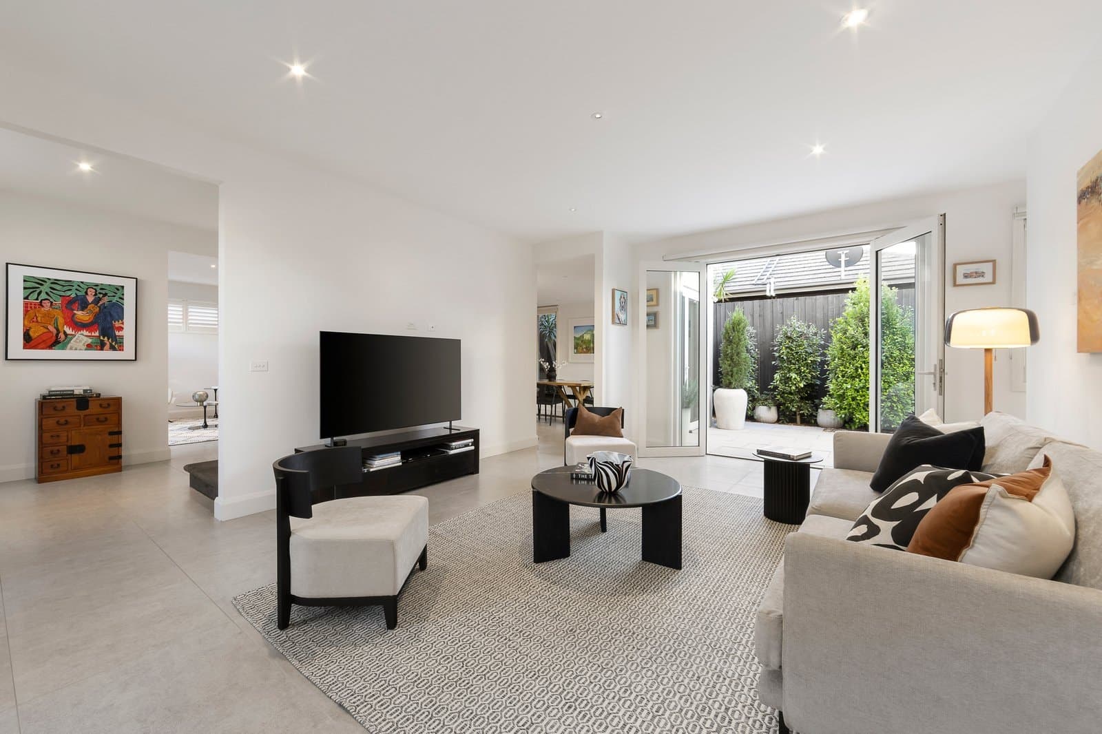 1A Vista Road, Hampton - Thumbnail 3