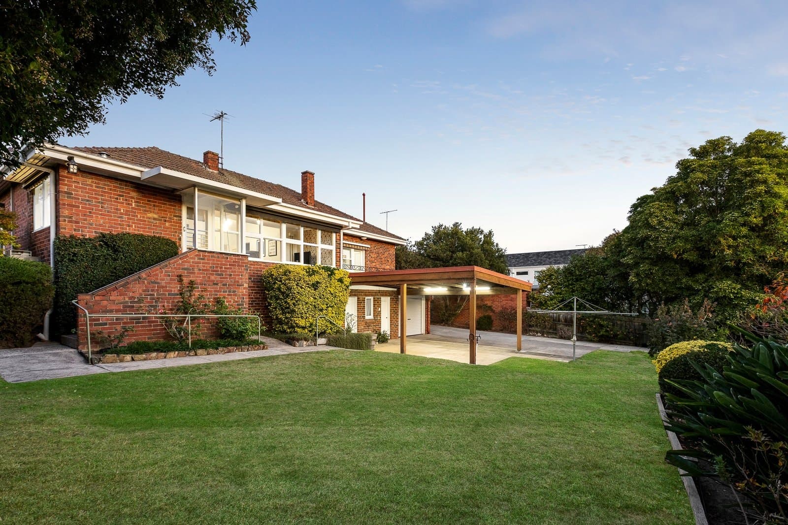 52 Cityview Road, Balwyn North - Thumbnail 4