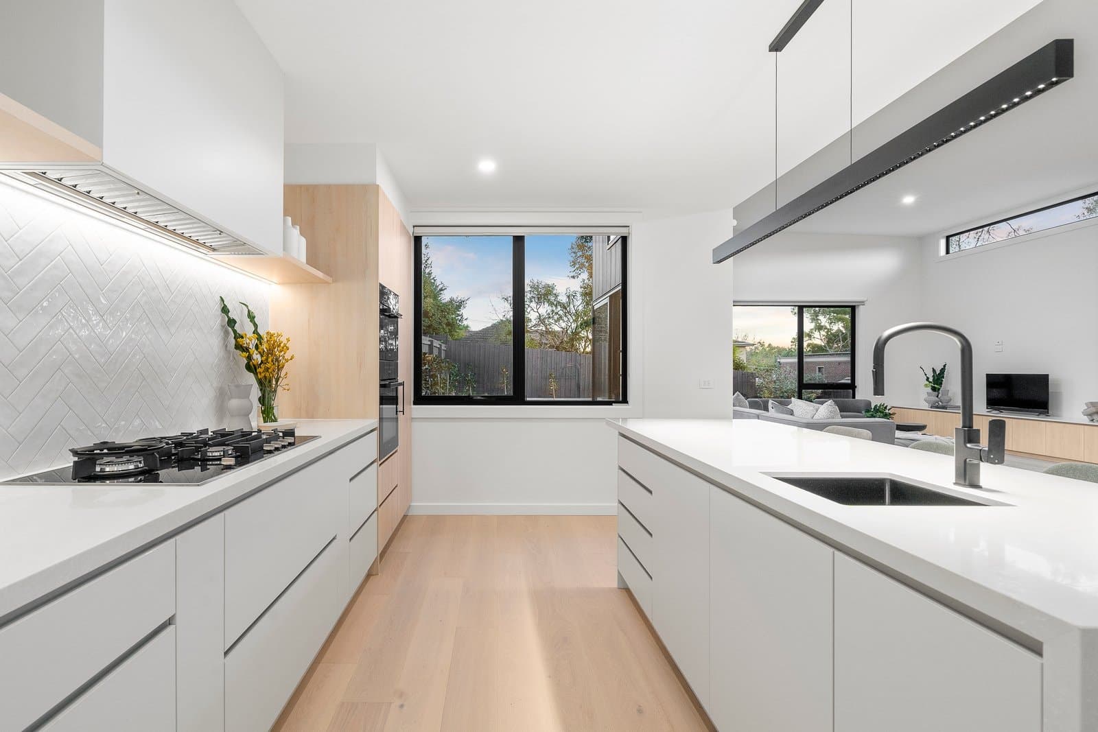 15 Keystone Crescent, Kew East - Thumbnail 5