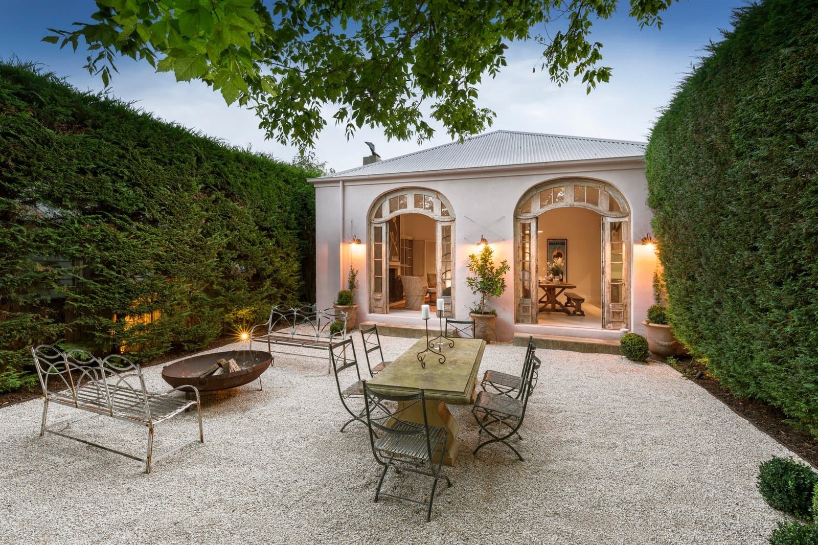 17 Ruabon Road, Toorak - Image 1
