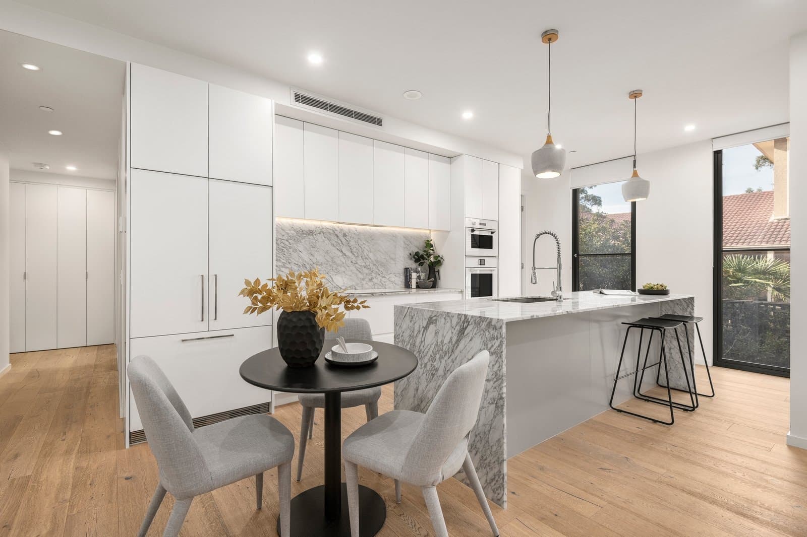 102/402 Riversdale Road, Hawthorn East - Thumbnail 3