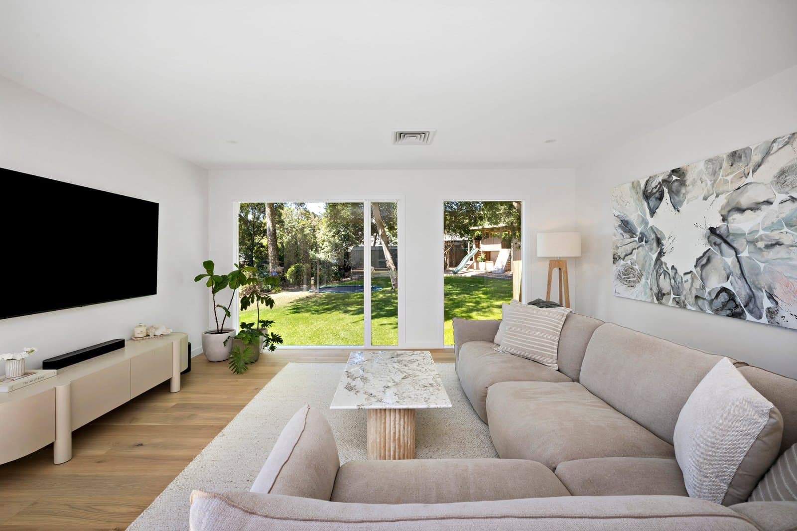 2 Lowe Street, Mount Eliza - Thumbnail 5