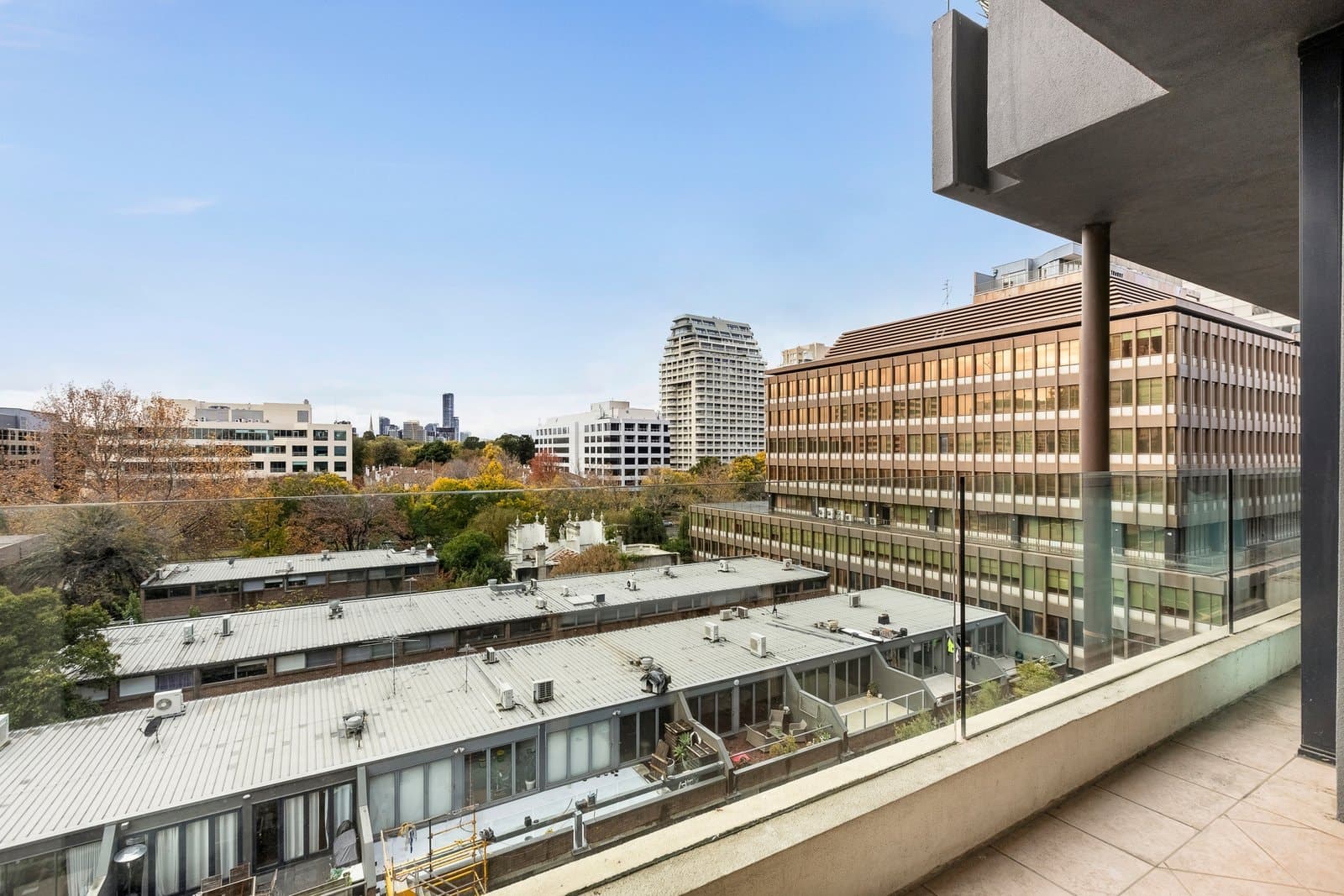 607/19 Queens Road, Melbourne - Thumbnail 5