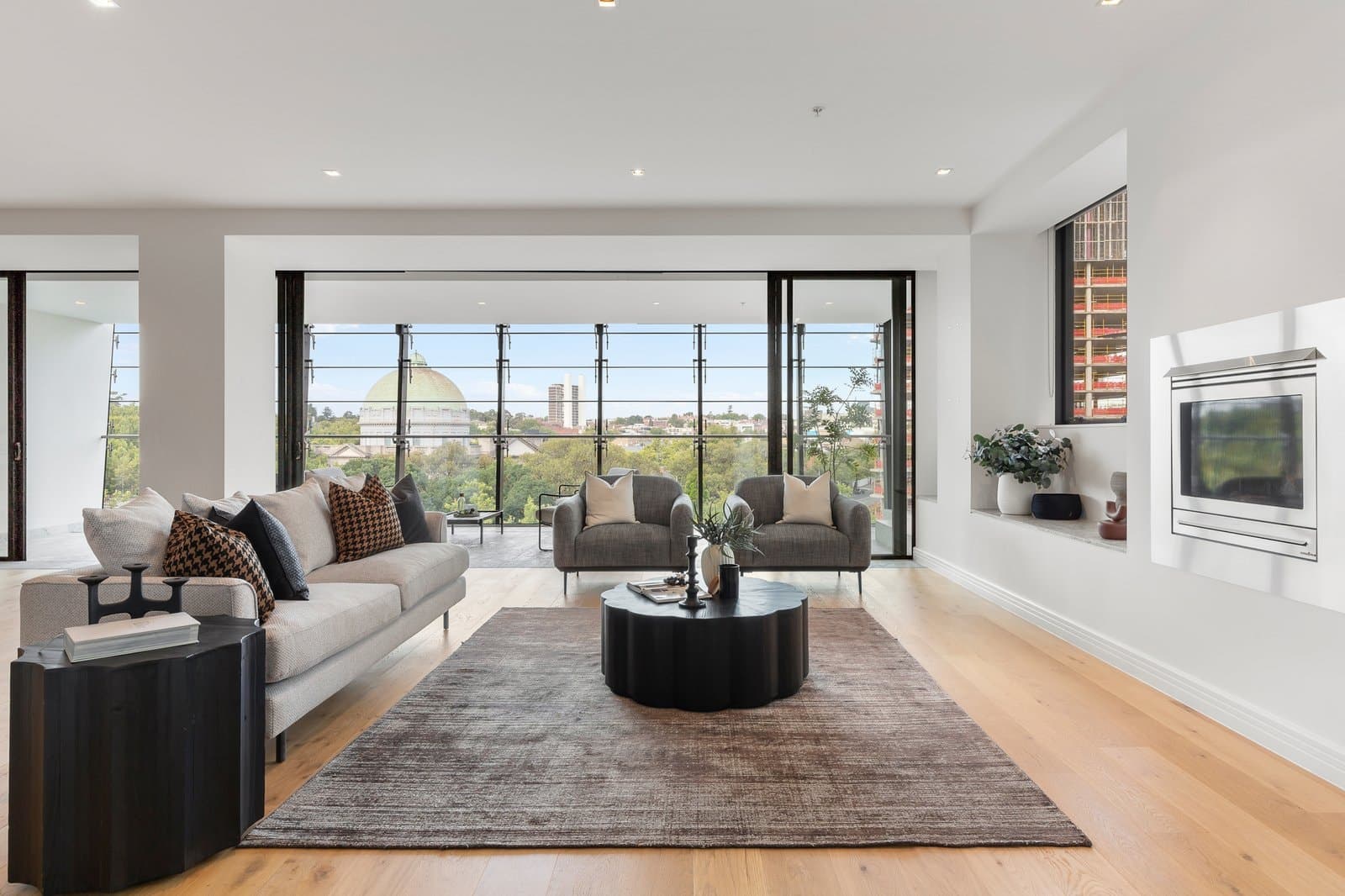602/430 St Kilda Road, Melbourne - Thumbnail 2
