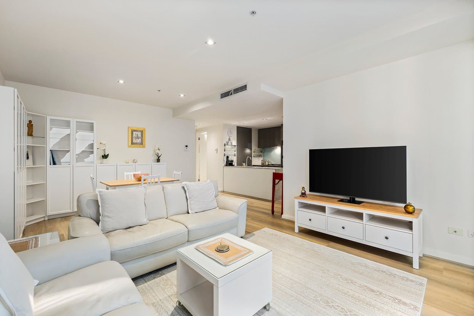 1108/480 St Kilda Road, Melbourne - Thumbnail 3