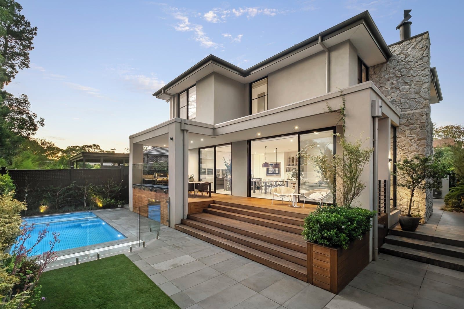 118 Great Valley Road, Glen Iris - Thumbnail 2