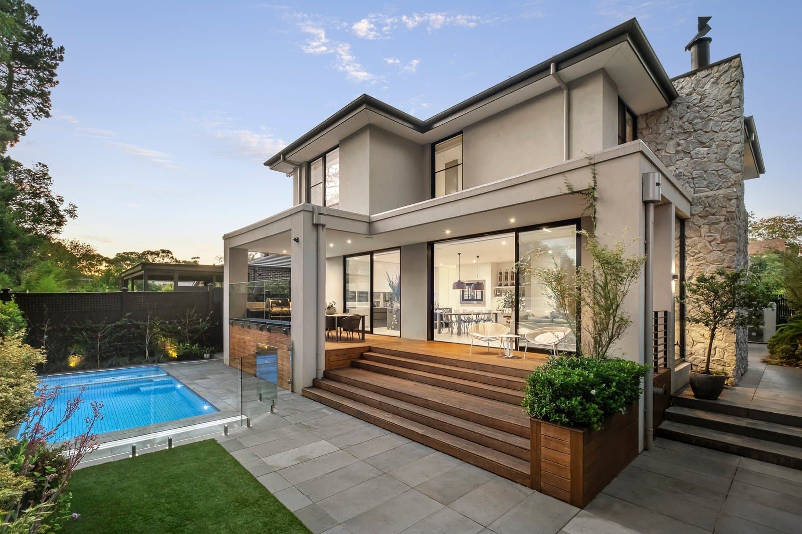 118 Great Valley Road, Glen Iris - Thumbnail 2