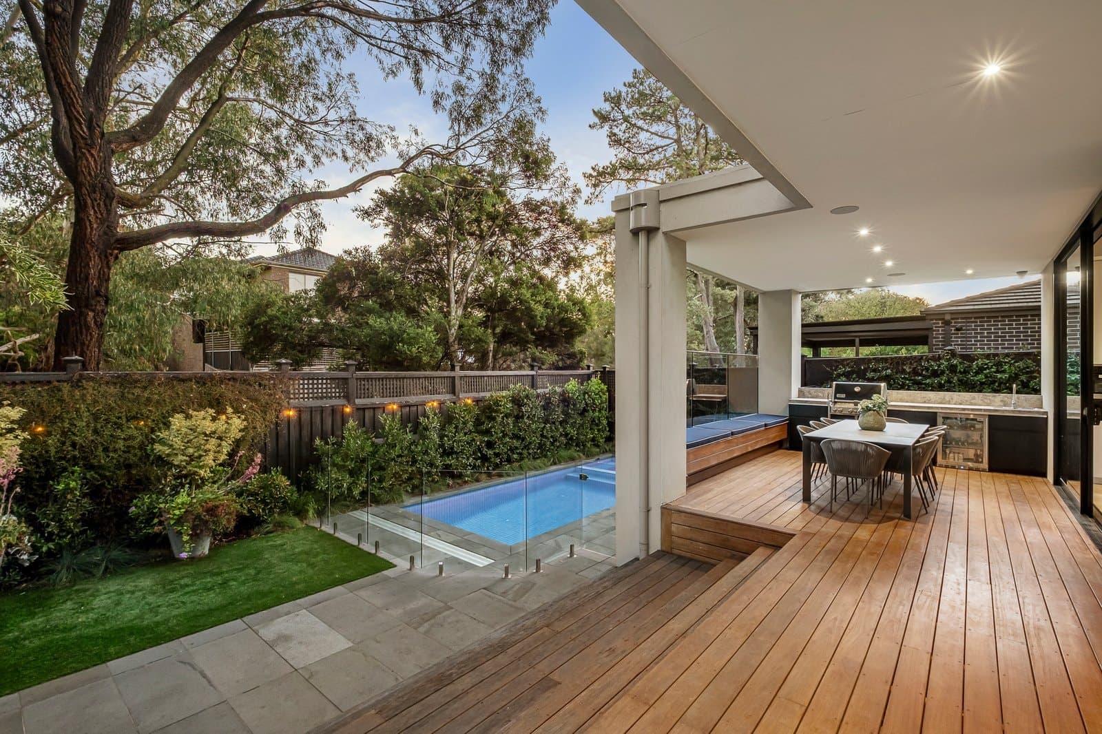 118 Great Valley Road, Glen Iris - Thumbnail 3