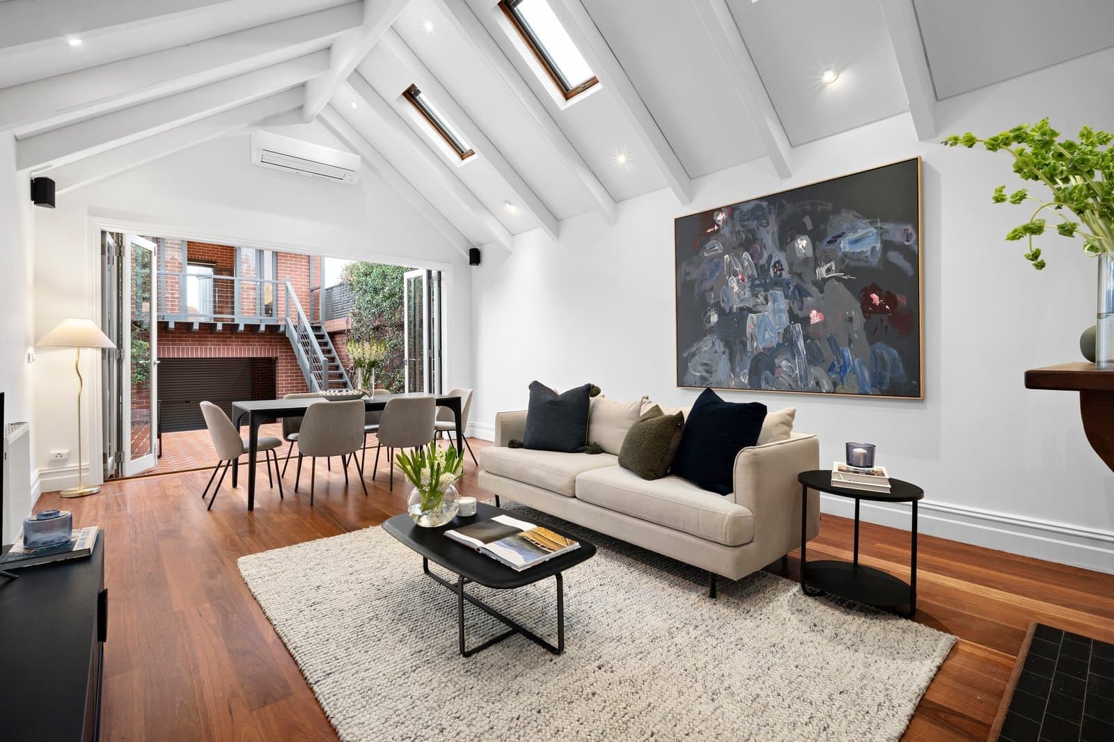 20 Clara Street, South Yarra - Thumbnail 2