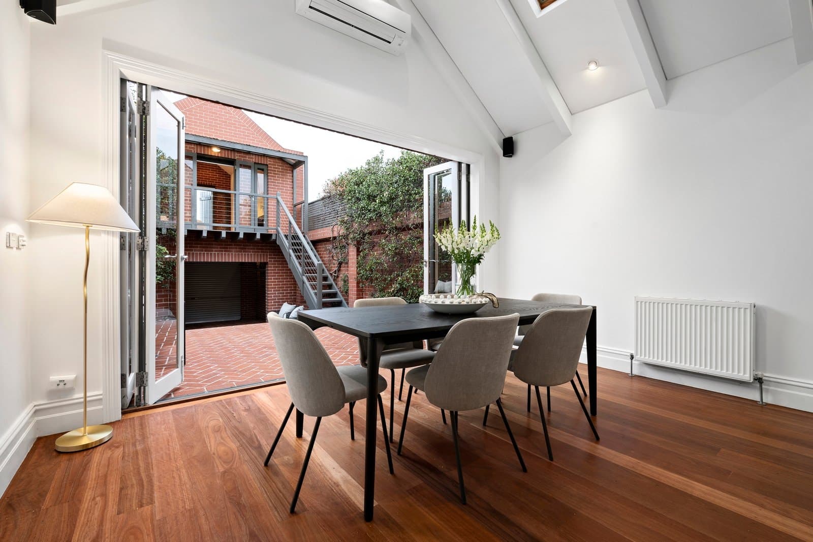 20 Clara Street, South Yarra - Thumbnail 5