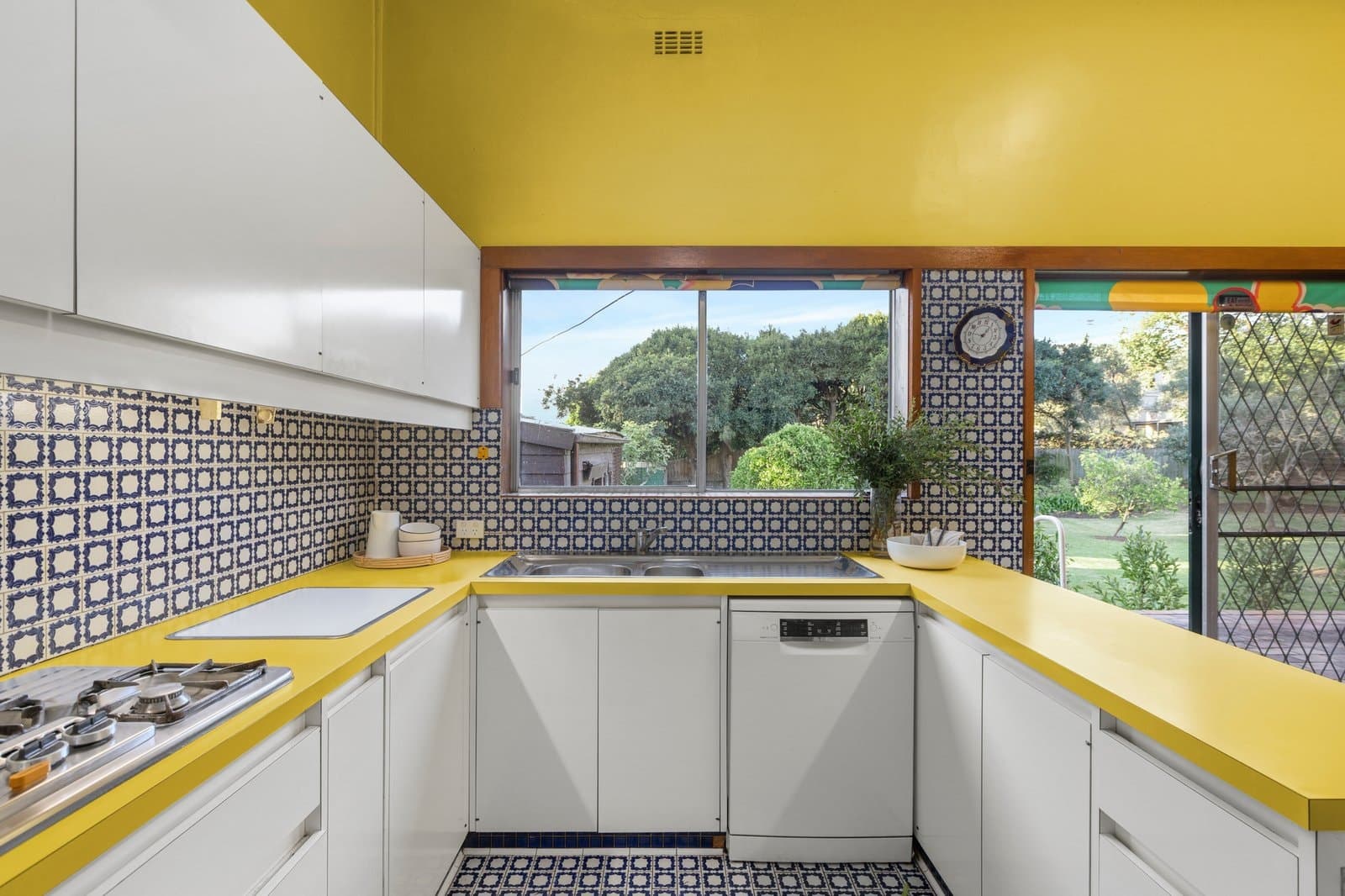 5 Barnato Grove, Armadale - Thumbnail 6