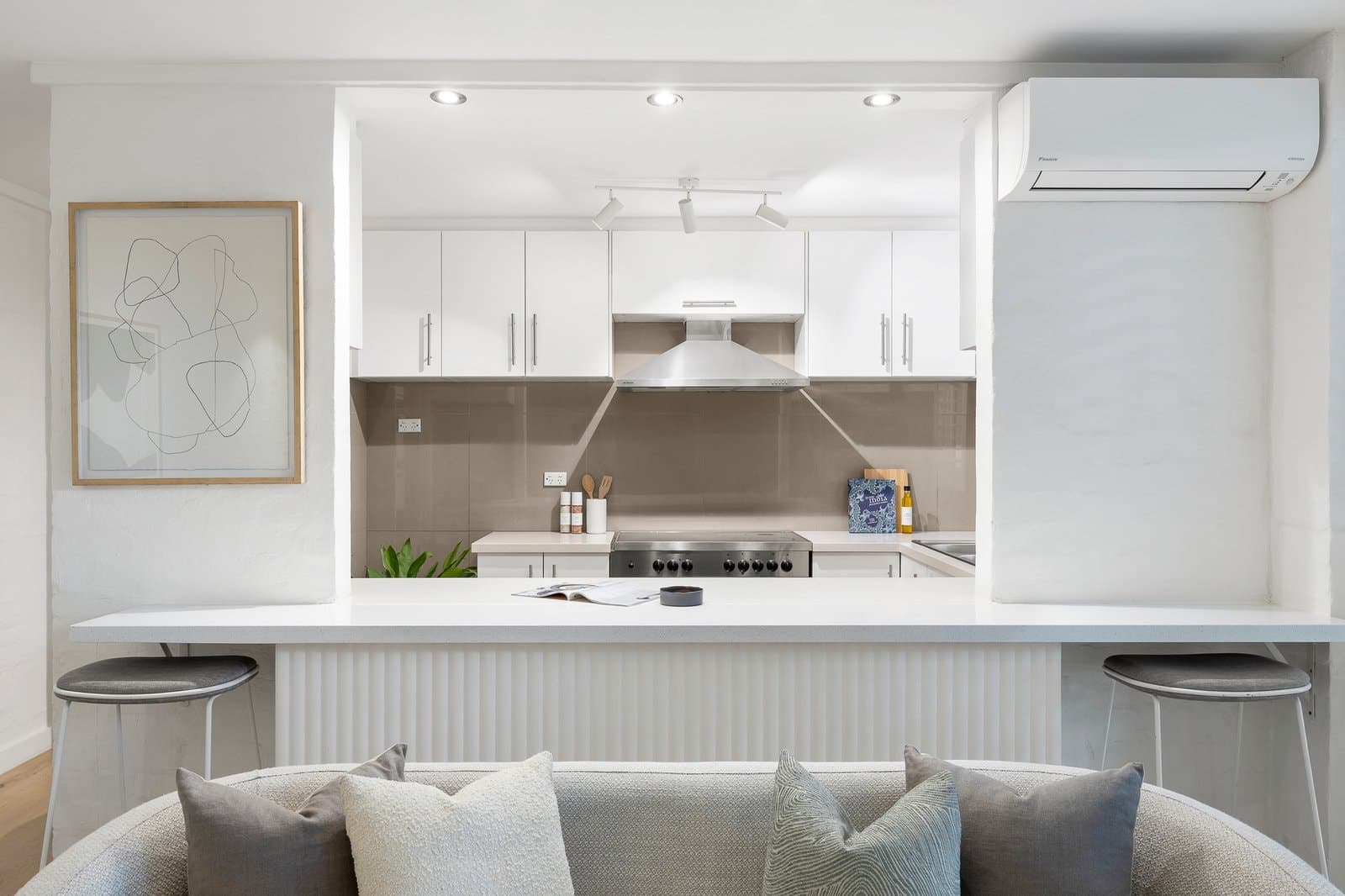 19/789 Malvern Road, Toorak - Thumbnail 3