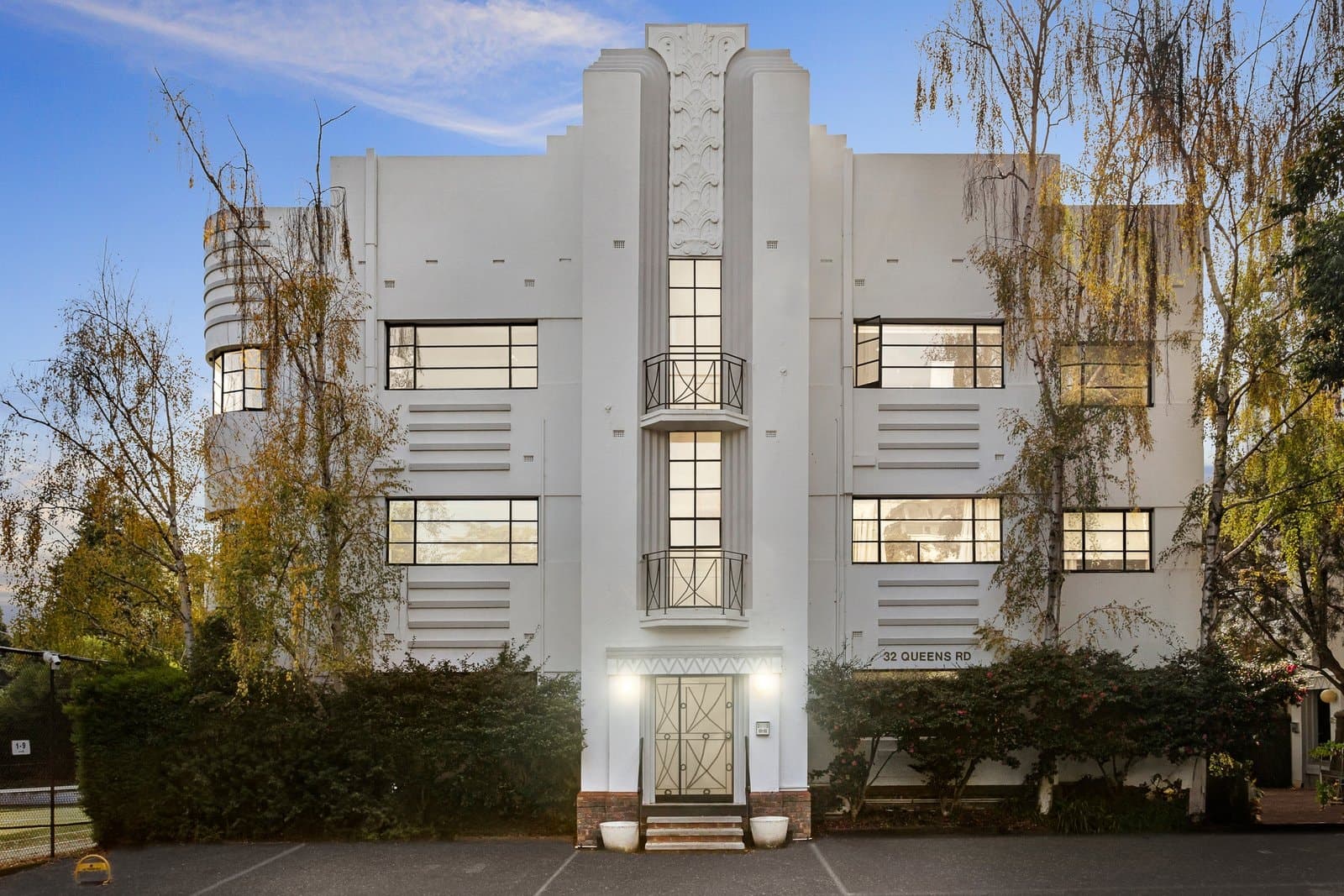 14/32 Queens Road, Melbourne - Thumbnail 2