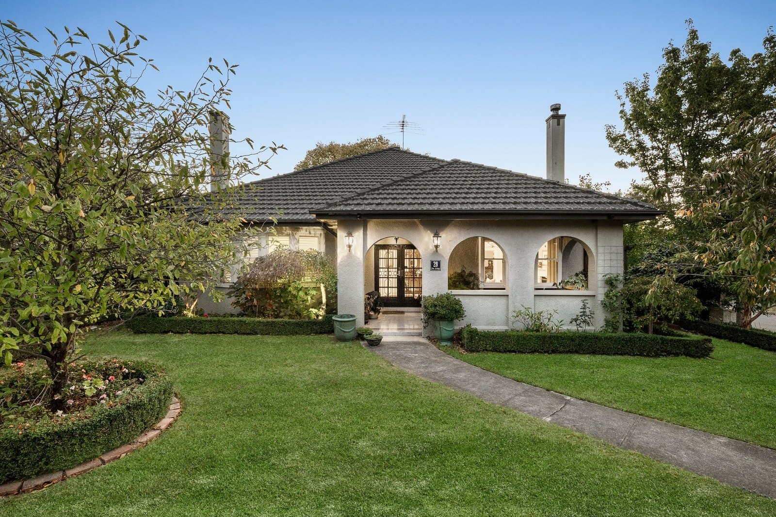29 The Ridge, Canterbury - Image 1