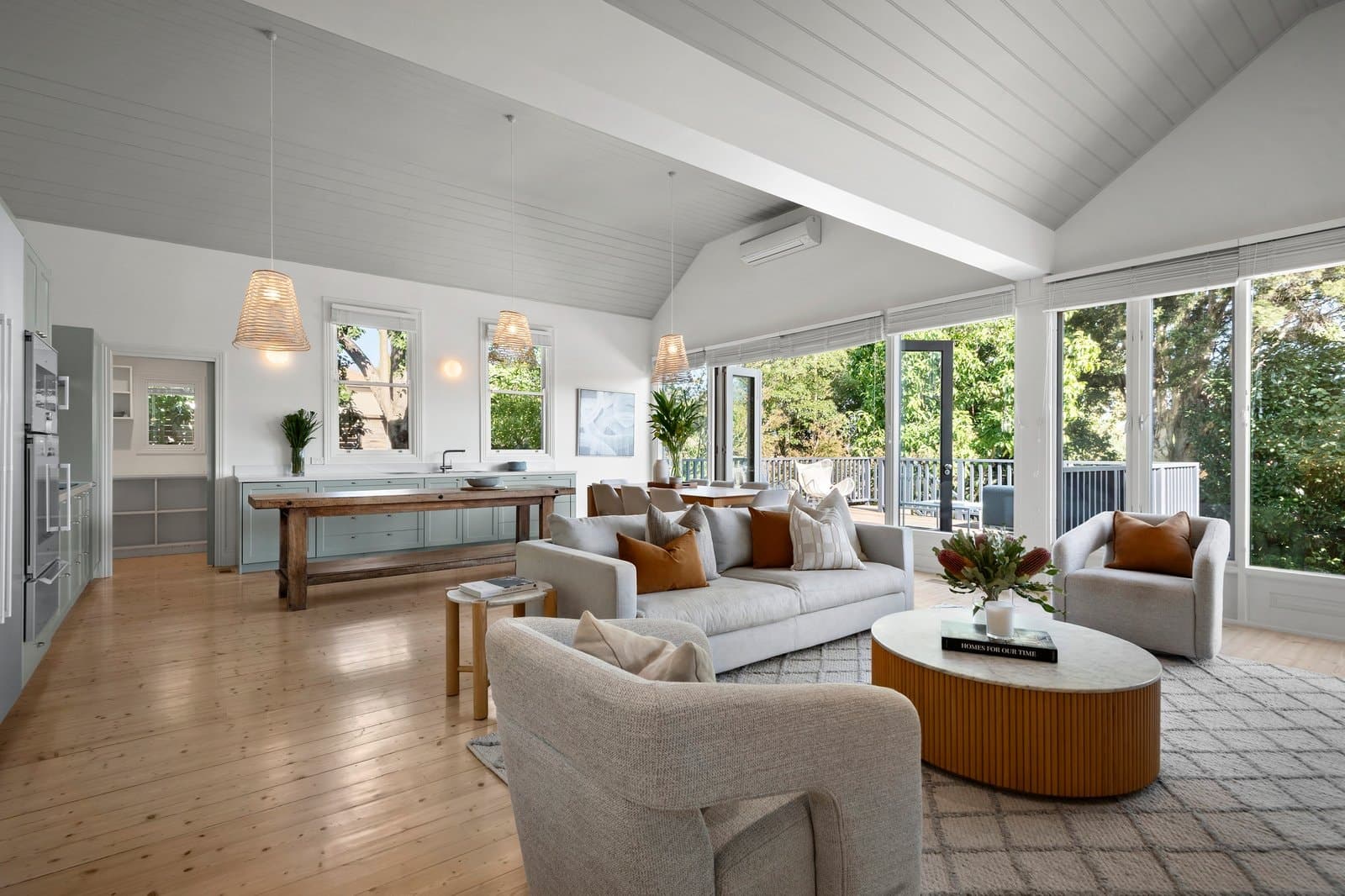 1 Logan Street, Canterbury - Thumbnail 4