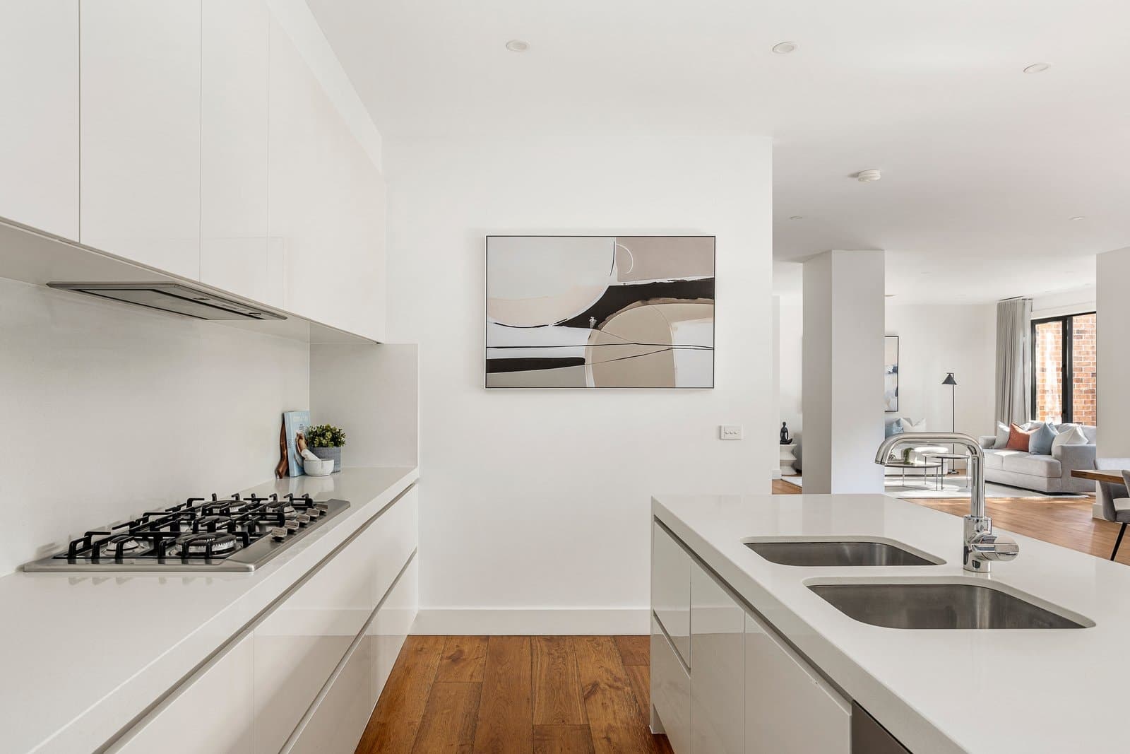 3a Hillside Parade, Glen Iris - Thumbnail 4