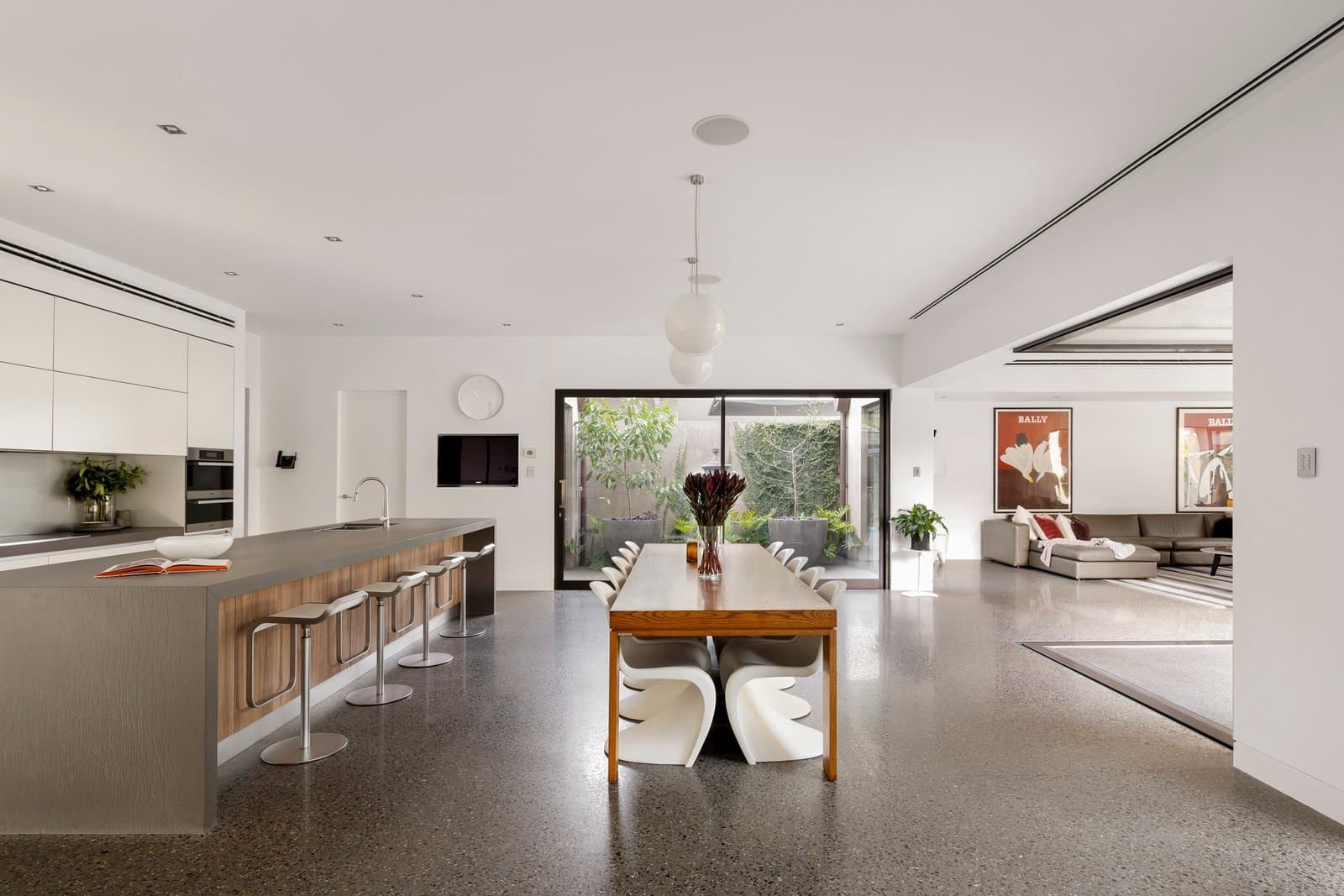 63 Lynch Crescent, Brighton - Thumbnail 5