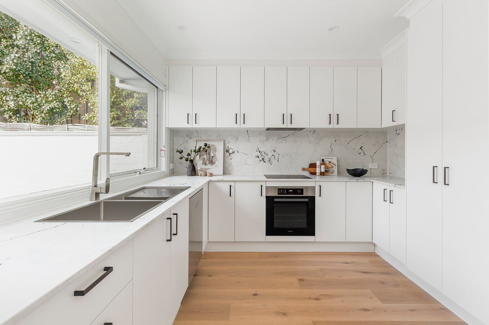 1/535 Whitehorse Road, Surrey Hills - Thumbnail 6