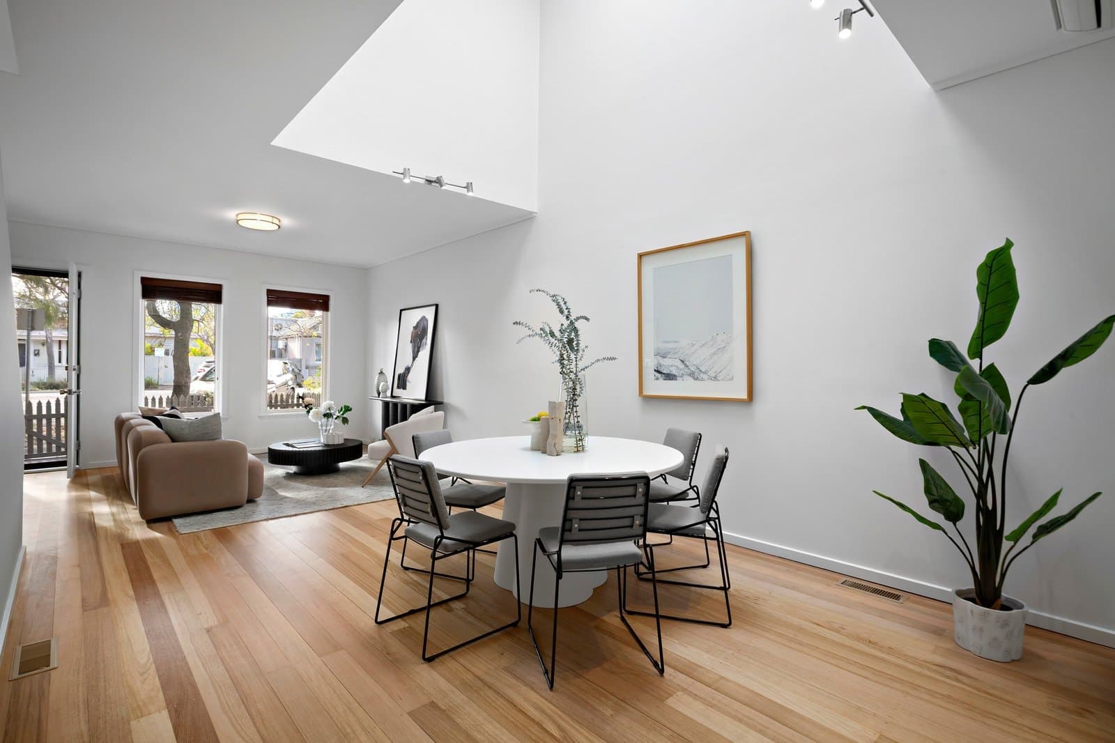 239 Bridge Street, Port Melbourne - Thumbnail 2