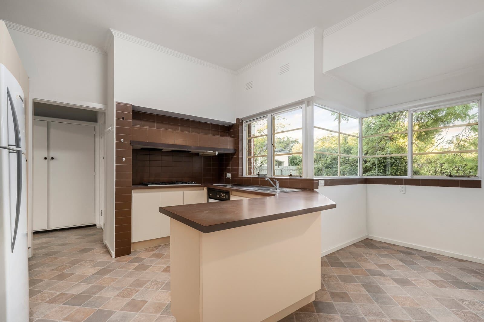 154 Burke Road, Glen Iris - Thumbnail 8