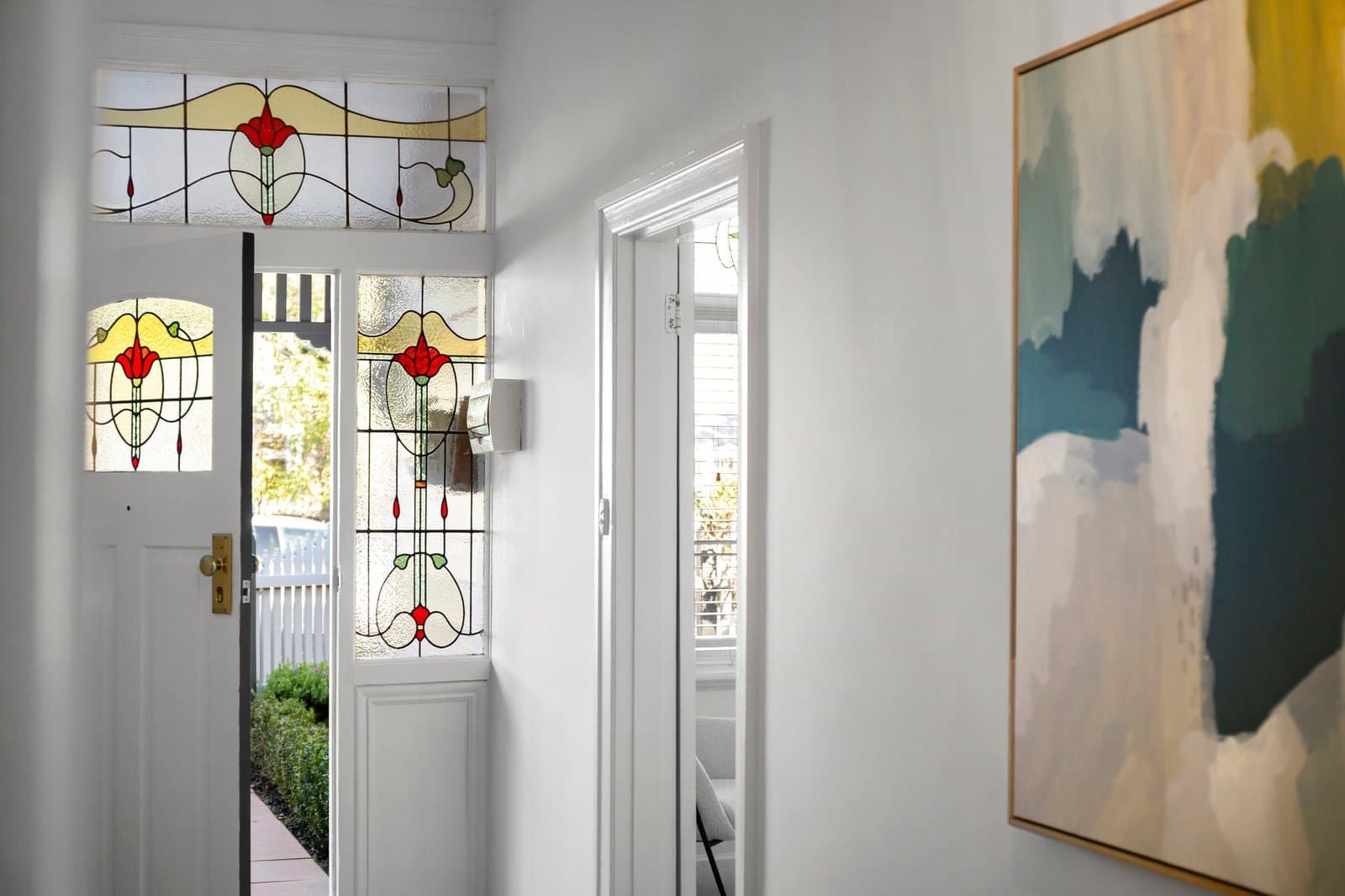 2 Glendora Avenue, Brighton - Thumbnail 3