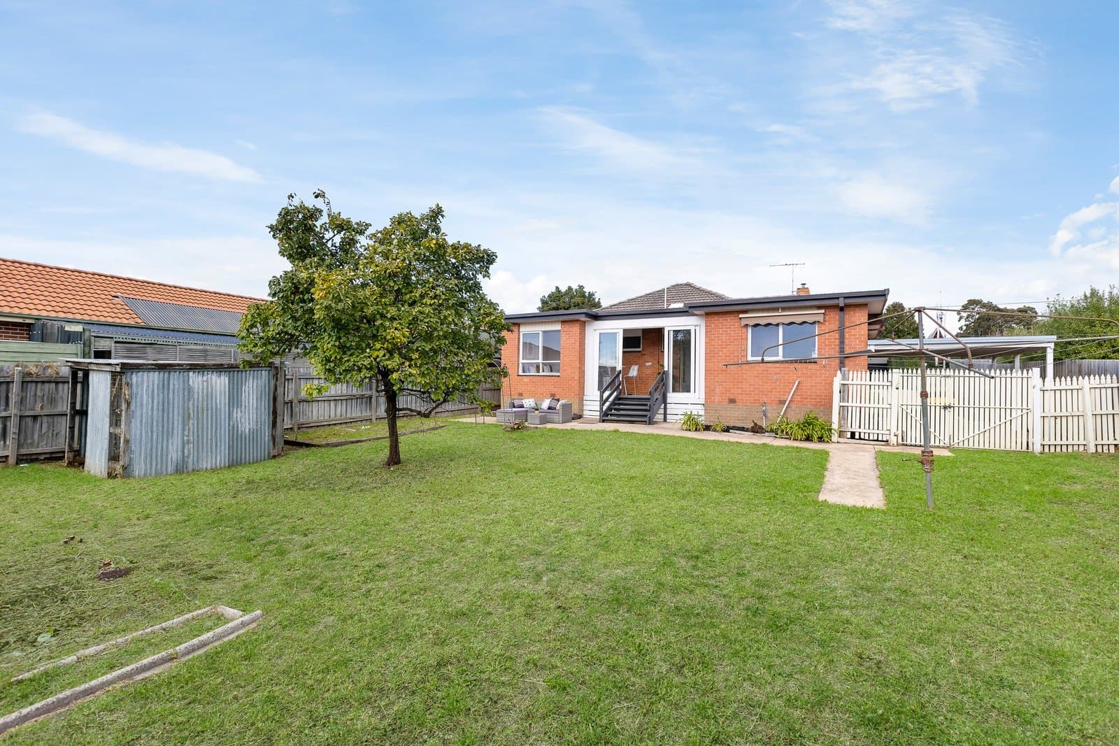 1 Bellevue Avenue, Burwood East - Thumbnail 7