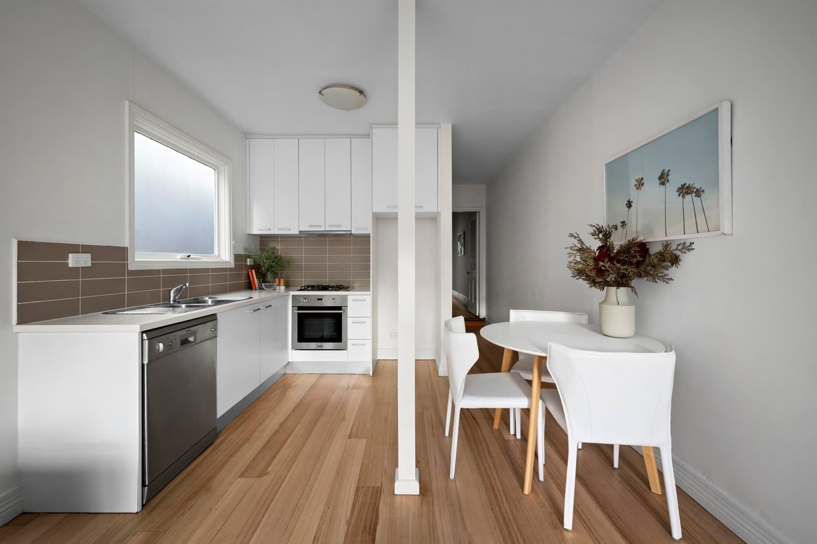 68-70 Palmerston Crescent, South Melbourne - Thumbnail 4