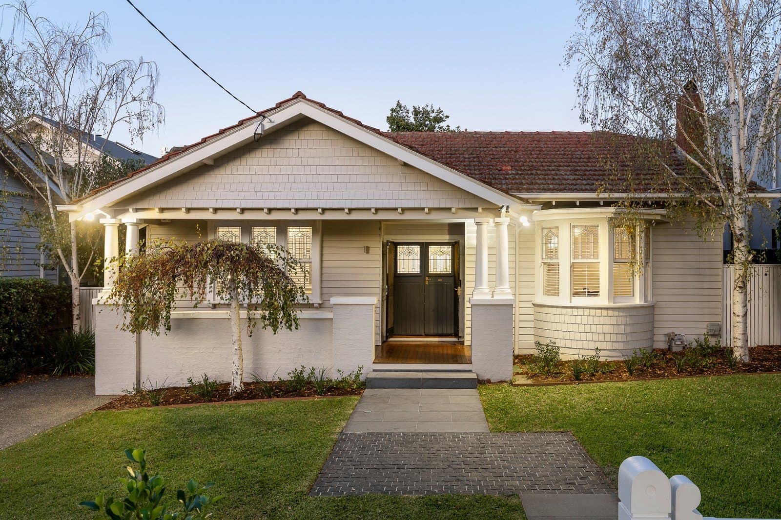 11 Hazeldine Road, Glen Iris - Thumbnail 2