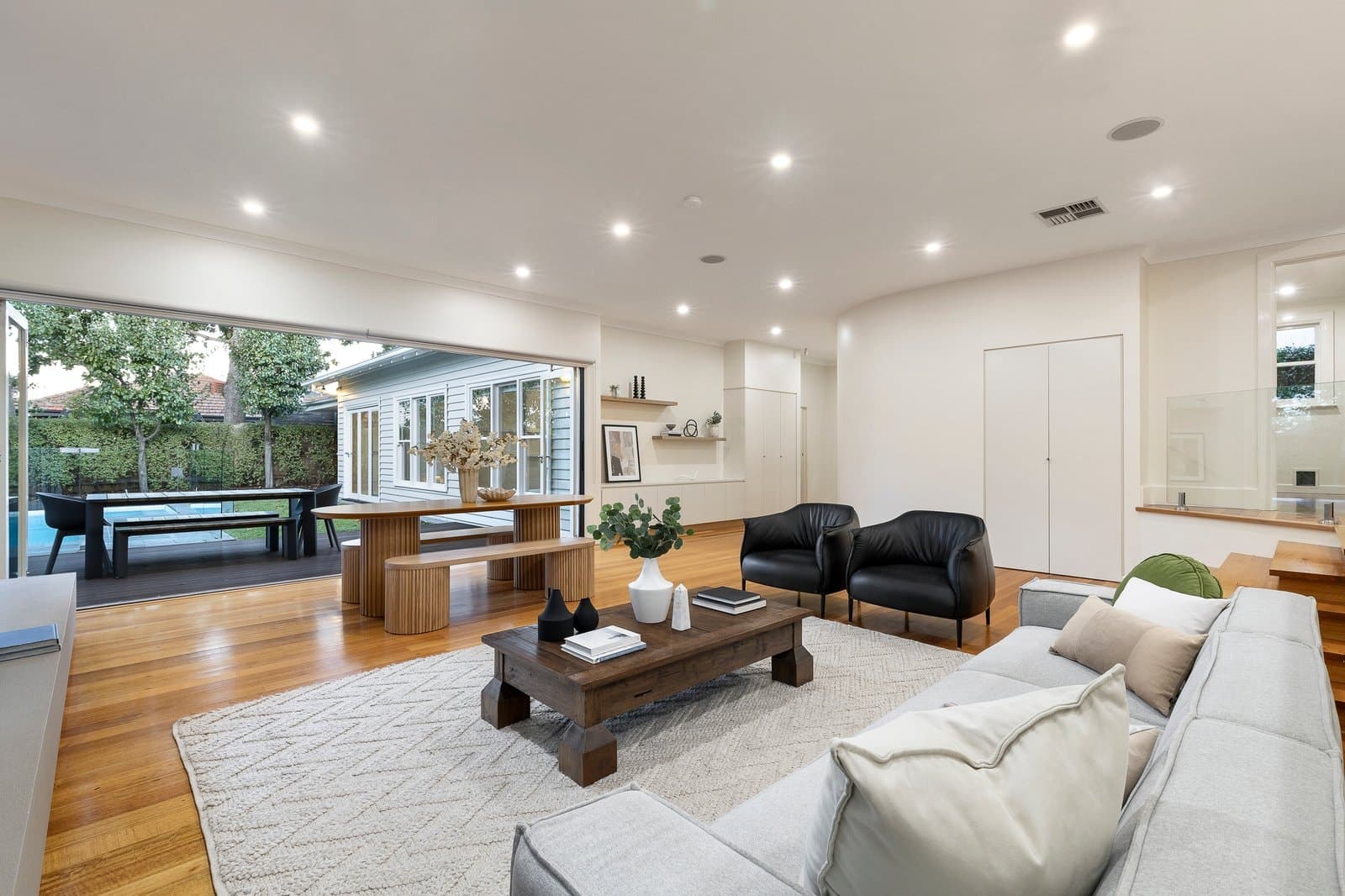 11 Hazeldine Road, Glen Iris - Thumbnail 4