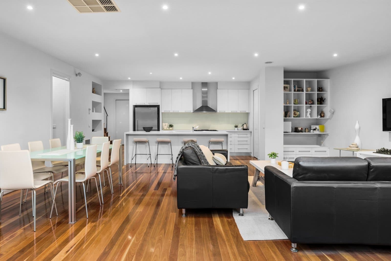 8 Princes Court, Parkdale - Thumbnail 6
