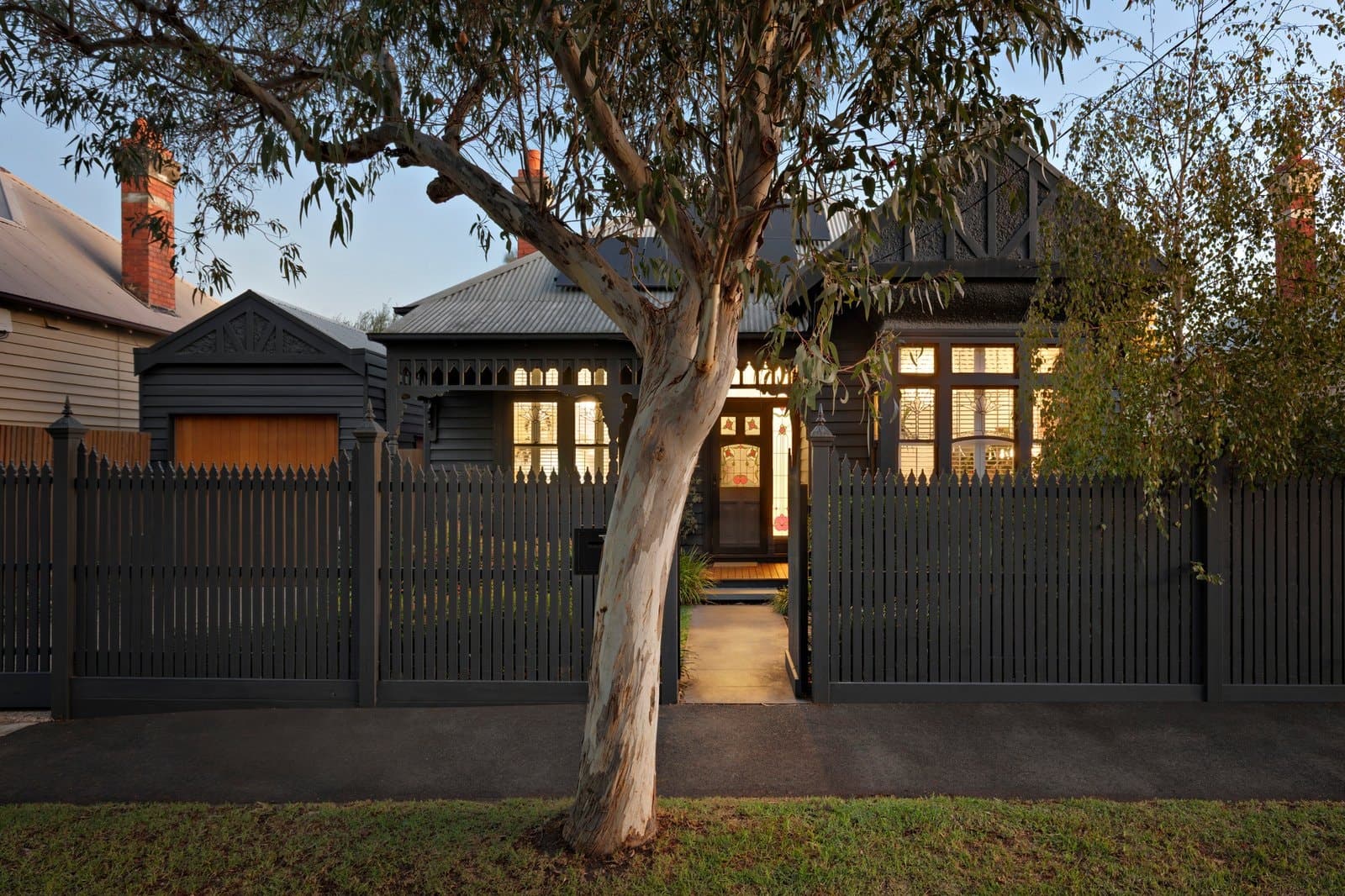 12 Montrose Avenue, Brighton - Image 1