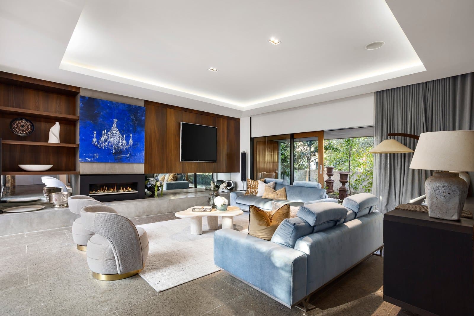 37 Linda Crescent, Hawthorn - Thumbnail 2
