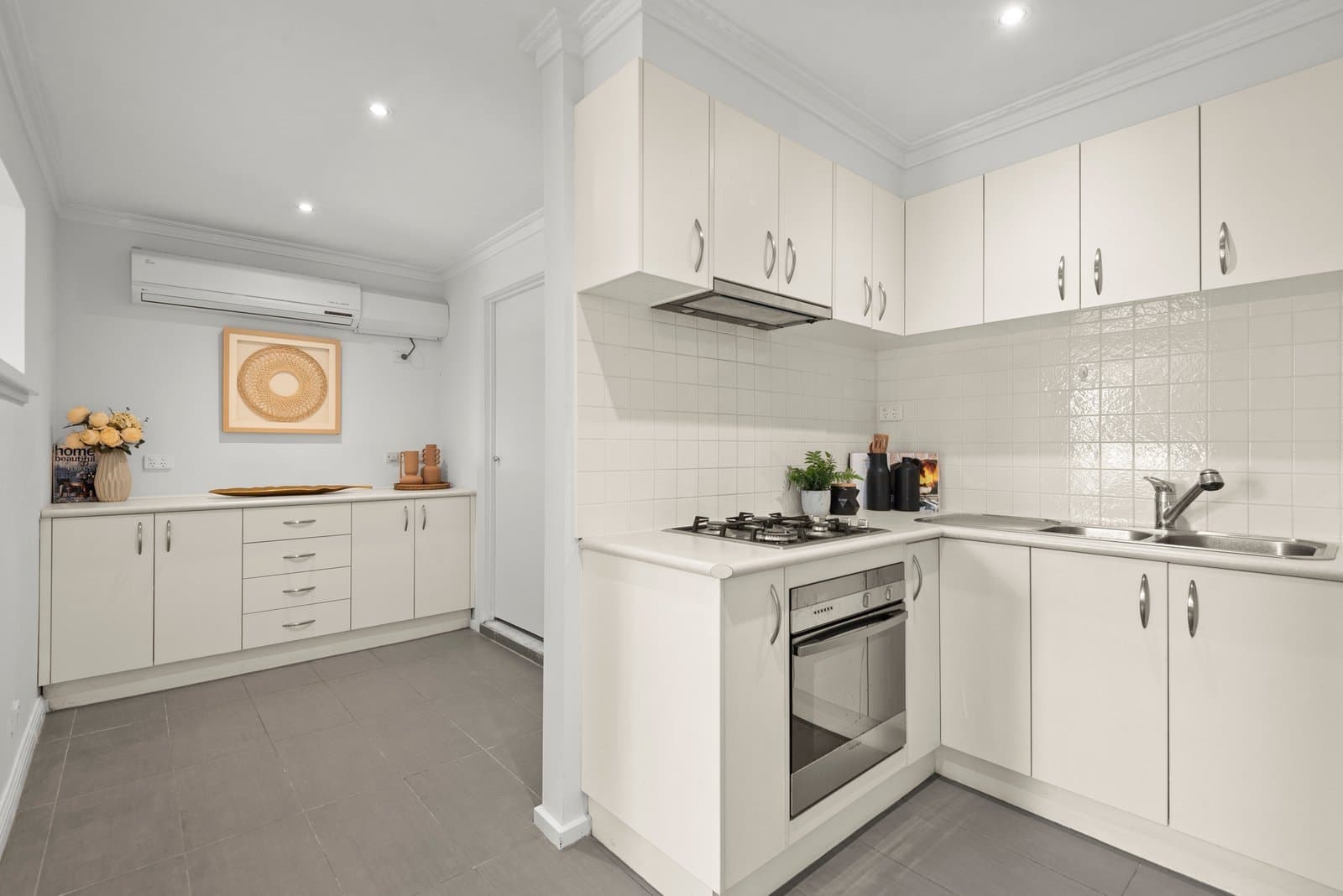 24 Santa Rosa Boulevard, Doncaster East - Thumbnail 5