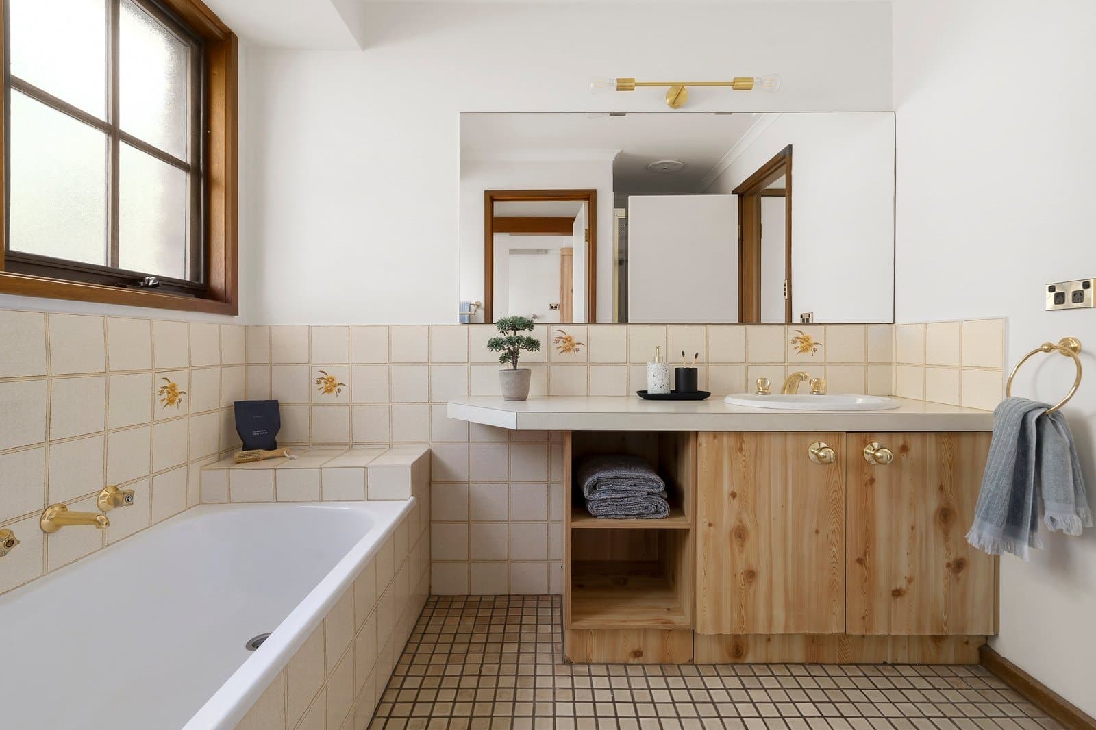 2/25 Matlock Street, Canterbury - Thumbnail 6