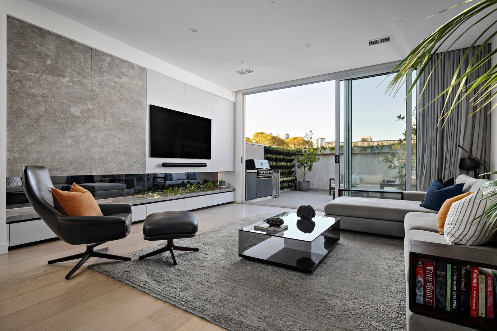 14 Spring Street East, Port Melbourne - Thumbnail 2