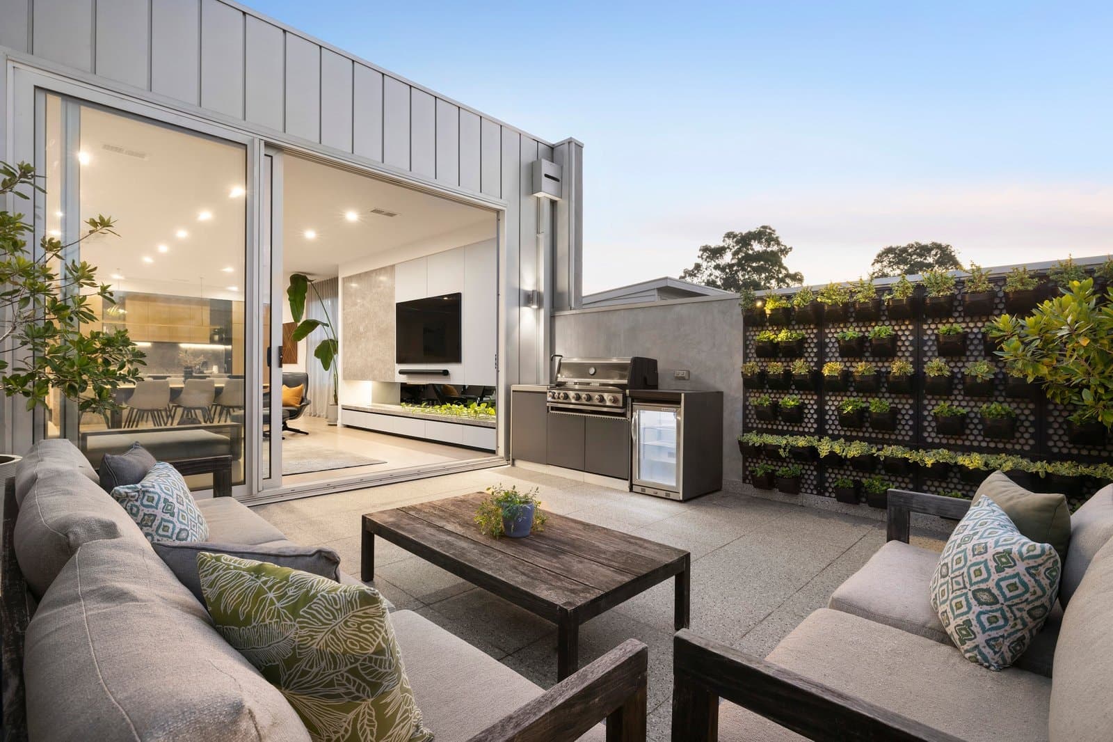 14 Spring Street East, Port Melbourne - Thumbnail 3