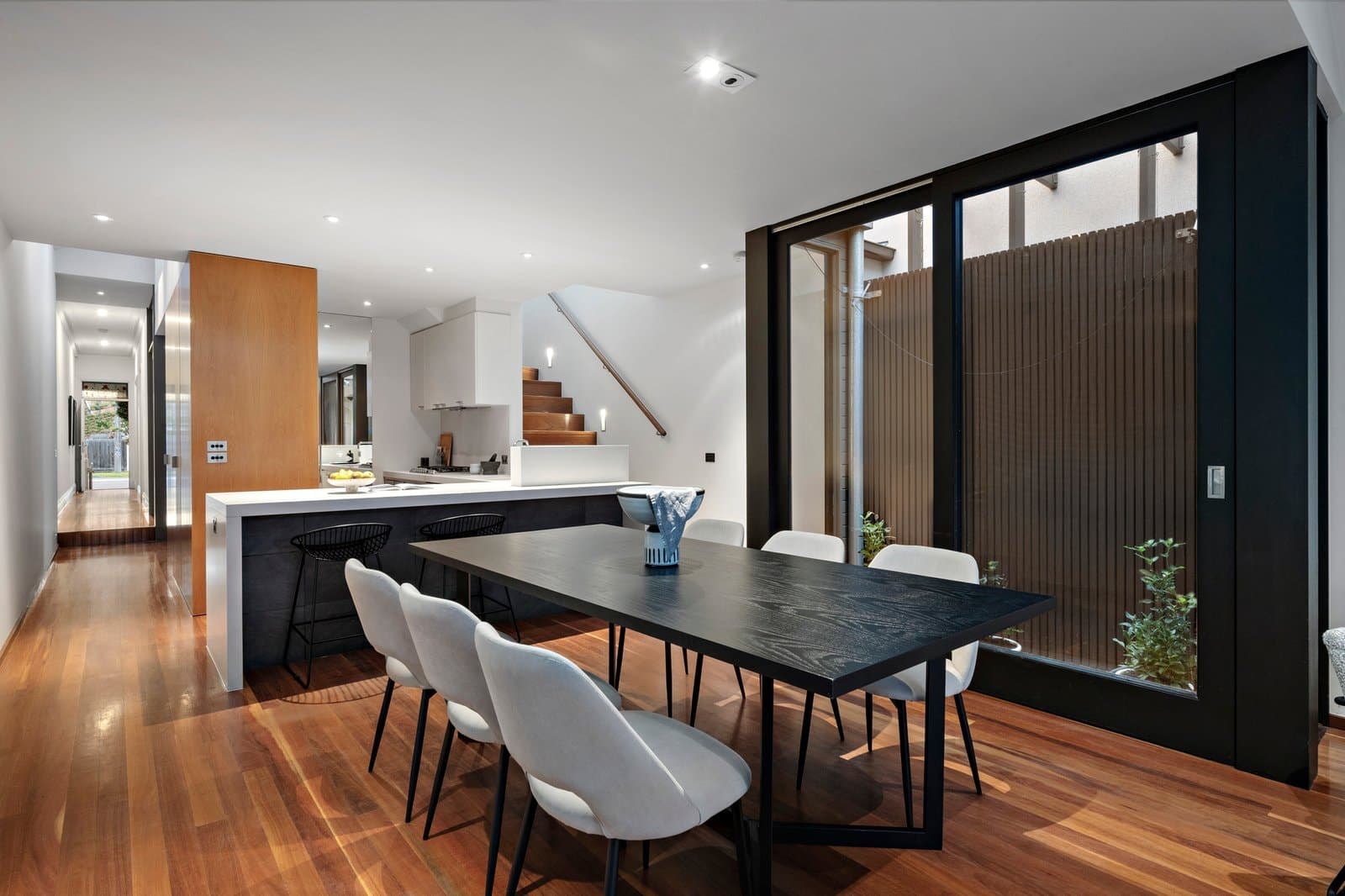 120 Pickles Street, South Melbourne - Thumbnail 3