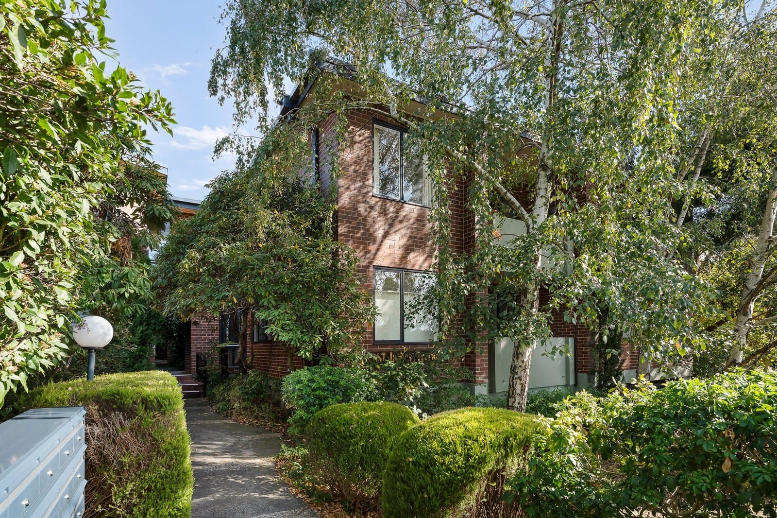 15/249 Burke Road, Glen Iris - Thumbnail 2