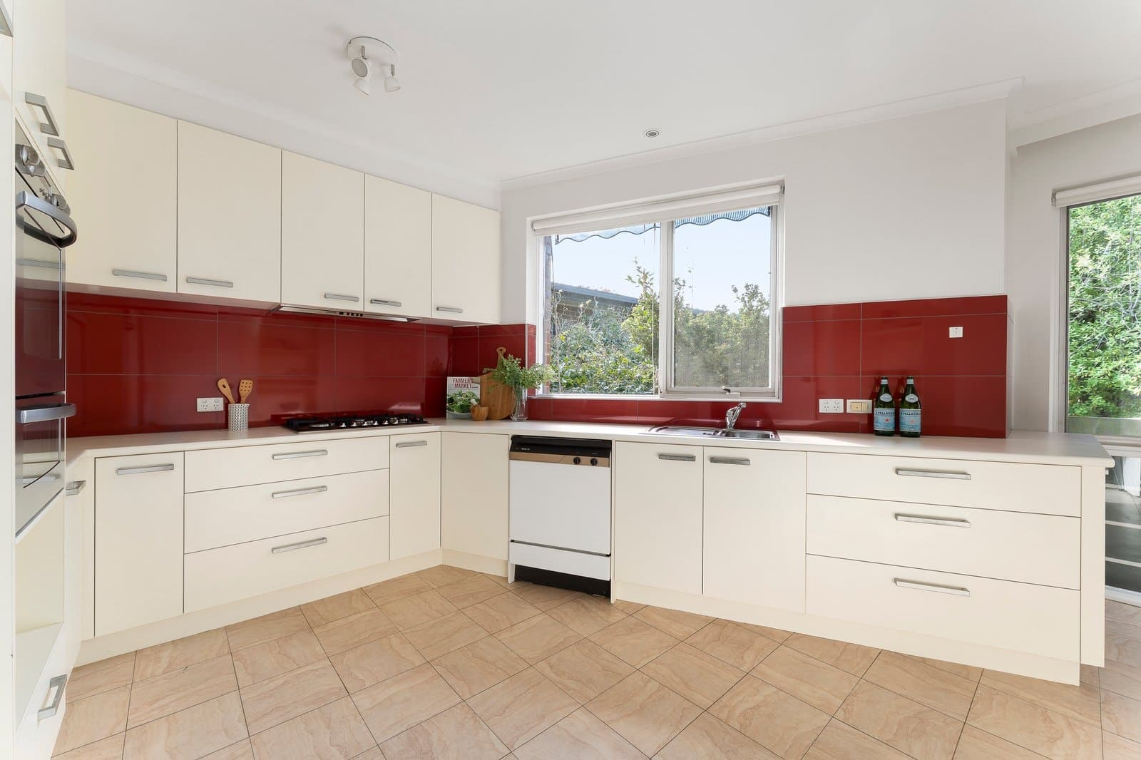 15/249 Burke Road, Glen Iris - Thumbnail 3