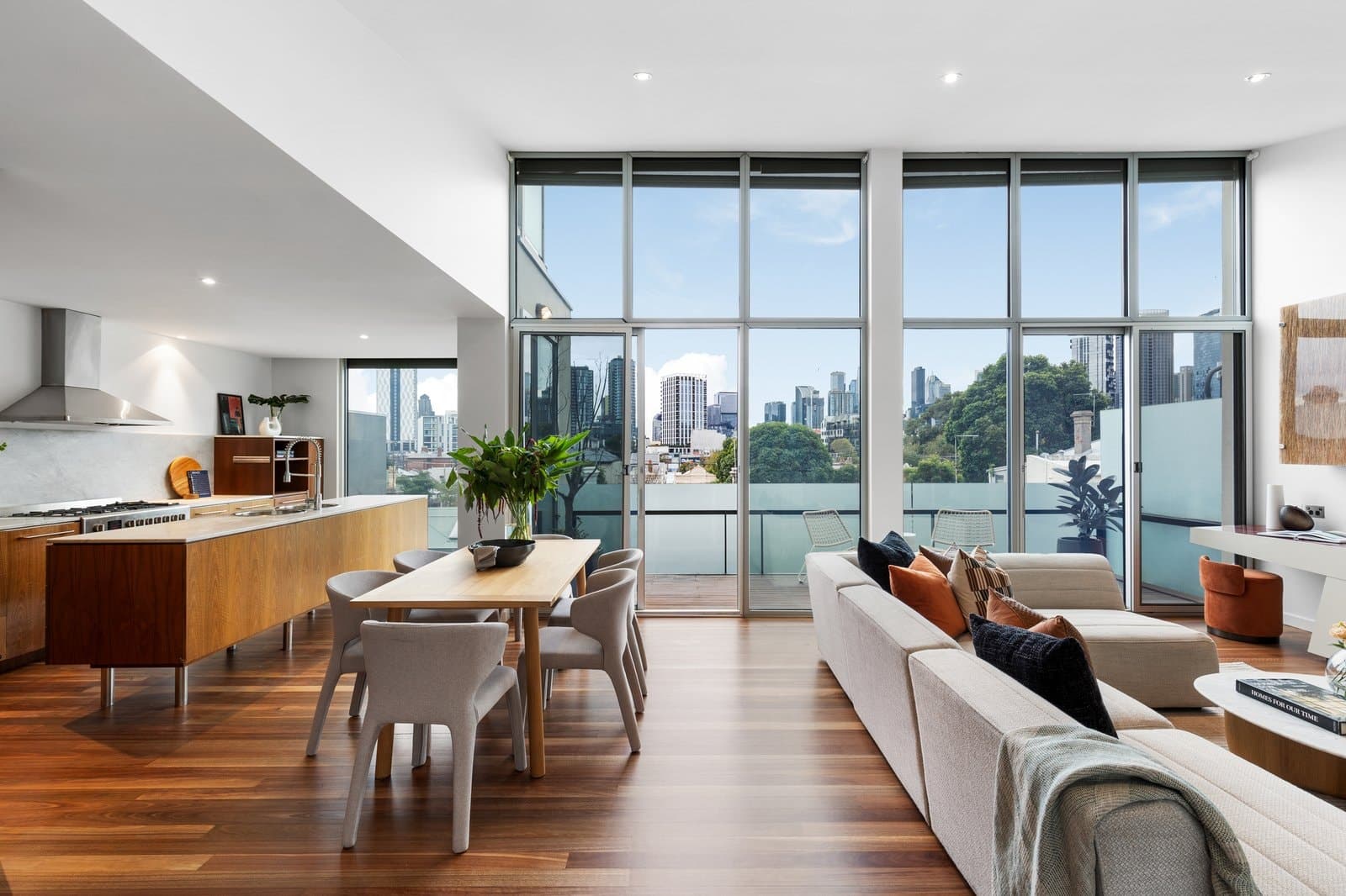 Residence 4 230 Ferrars Street, South Melbourne - Thumbnail 2