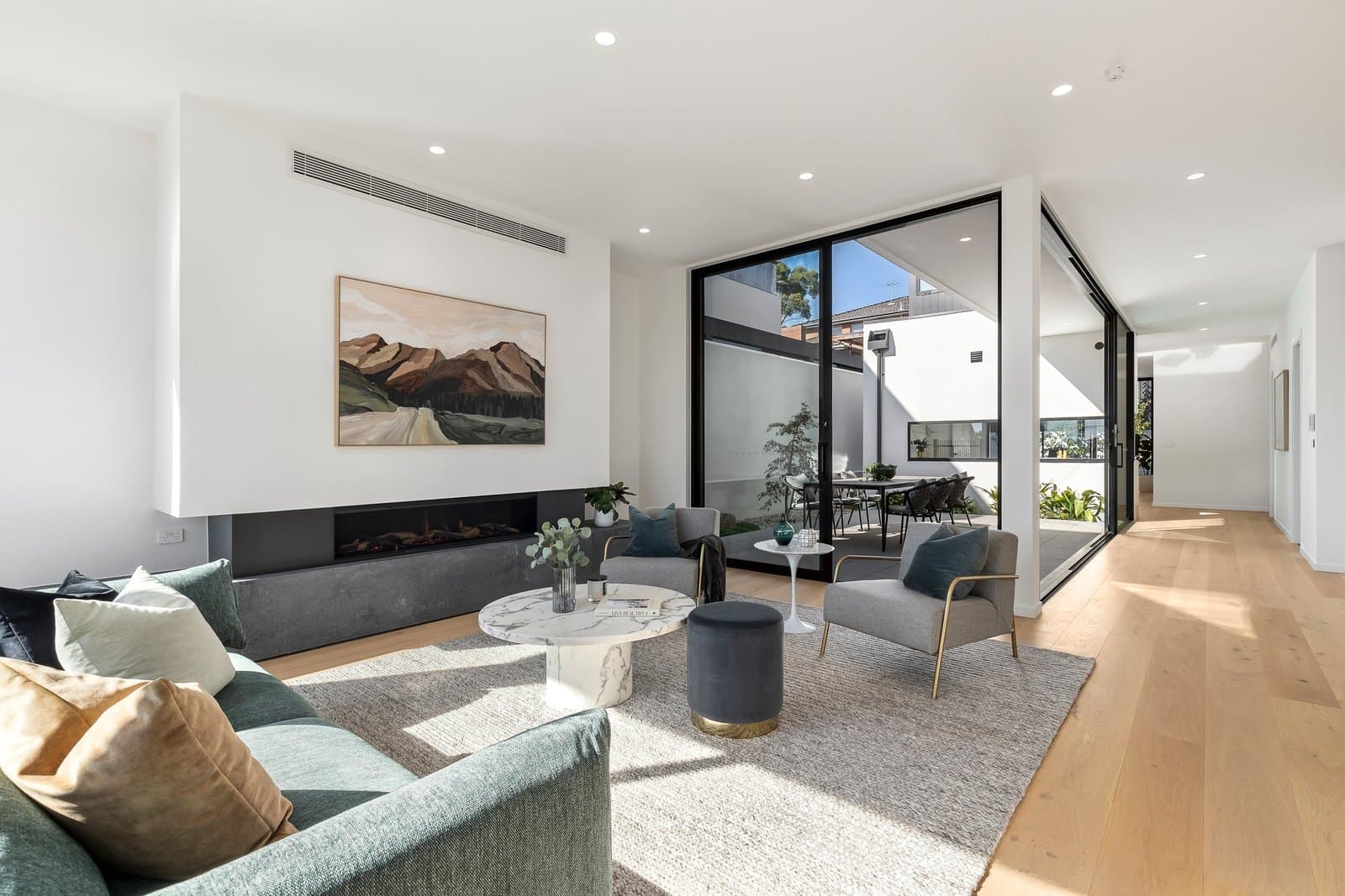 6A Landen Avenue, Balwyn North - Thumbnail 2