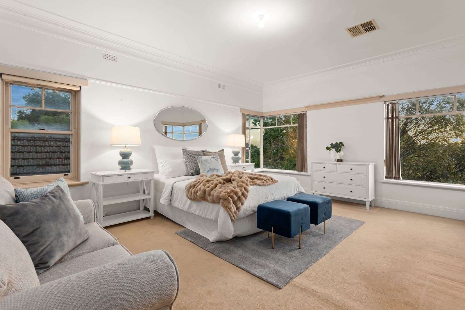 1180 Burke Road, Balwyn North - Thumbnail 2