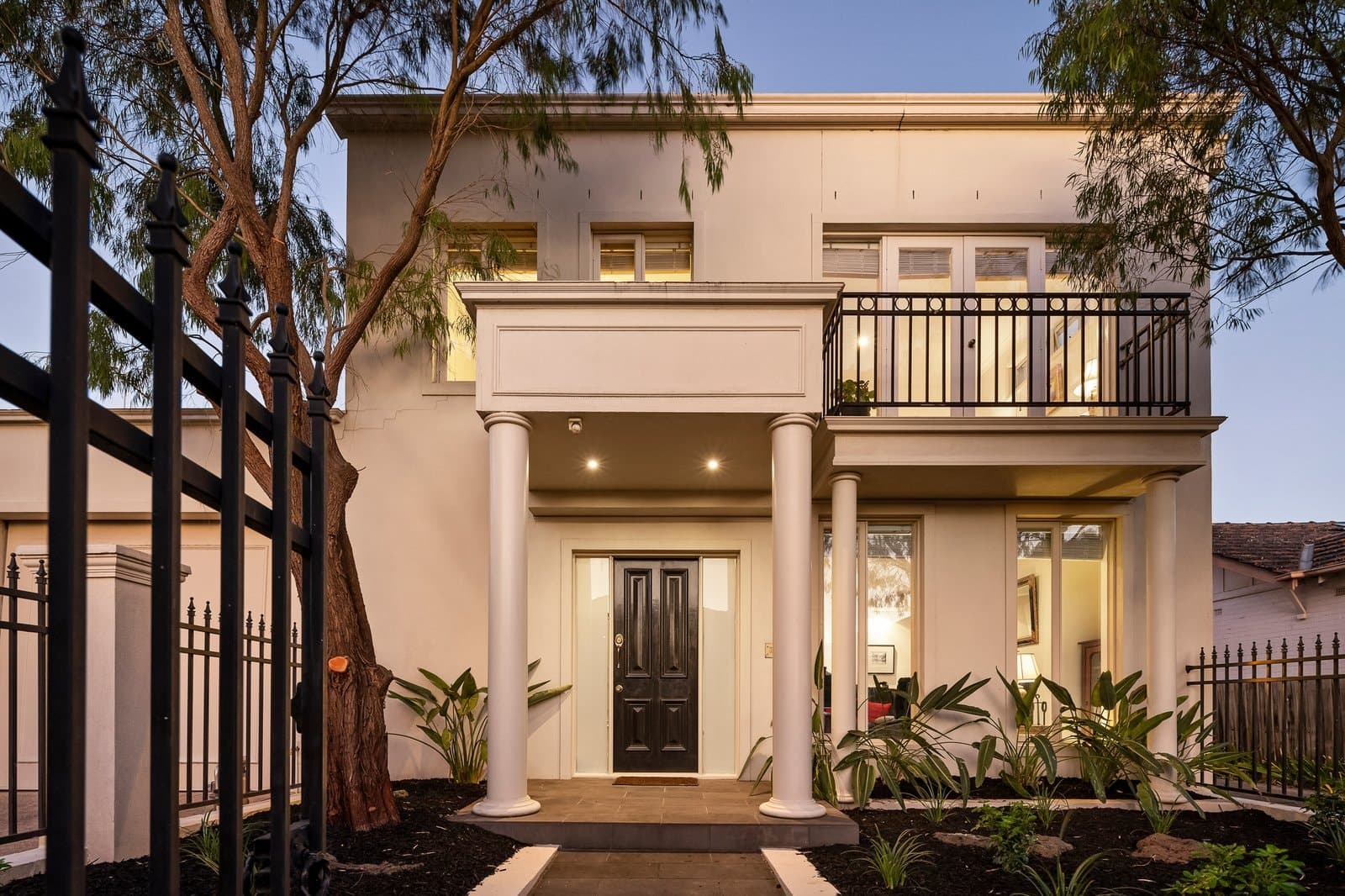 1/18 Wrixon Avenue, Brighton East - Thumbnail 2